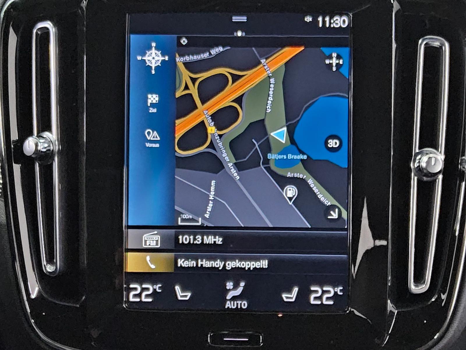 Volvo XC40 B4 R-Design Navi LED Leder 360° H-K Memory 7