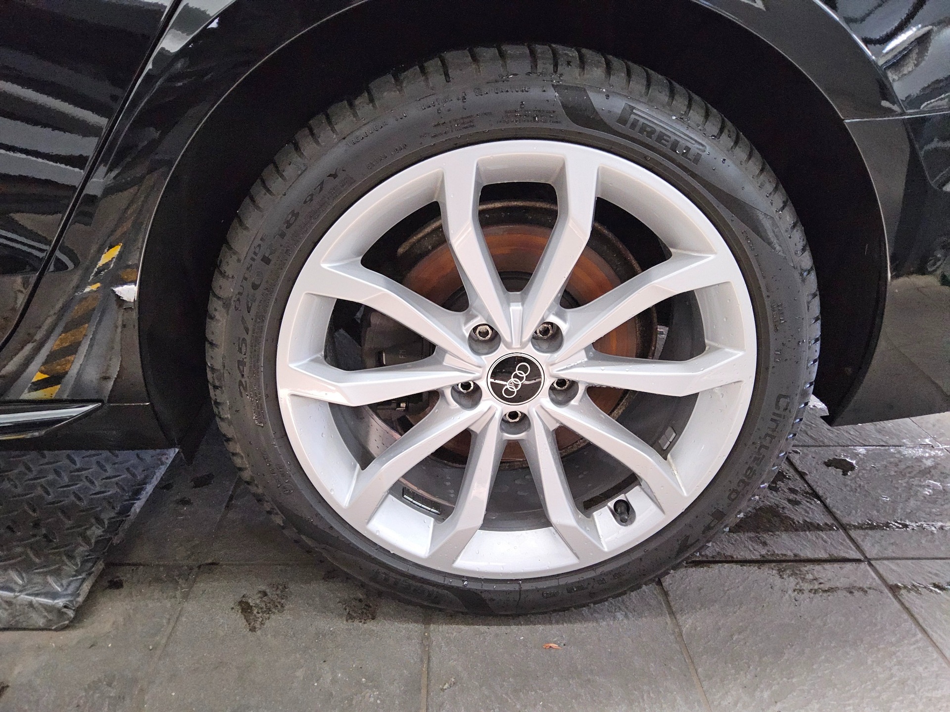 Audi A4 Avant 35 TDI advanced Navi+ Matrix PDC Shz 10