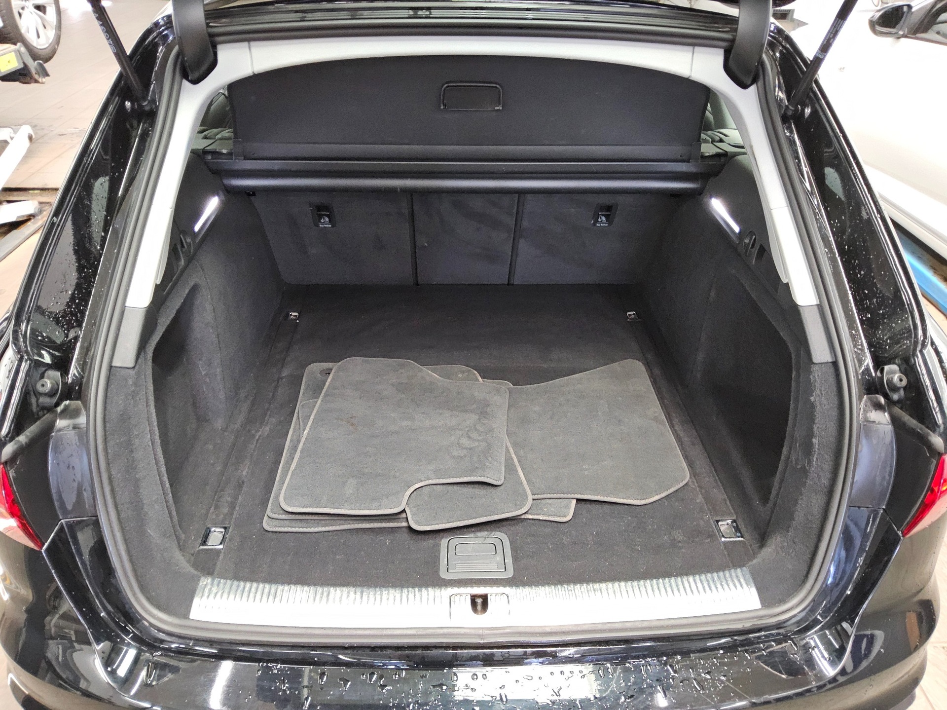 Audi A4 Avant 35 TDI advanced Navi+ Matrix PDC Shz 11