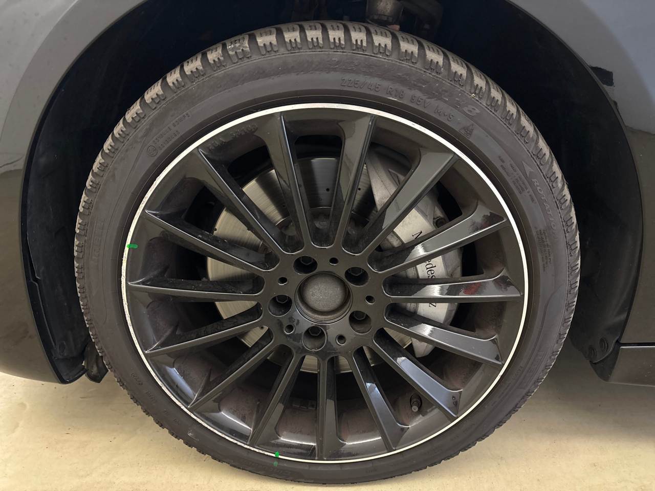 Mercedes-Benz C 220 T d 4M AMG-Line Navi MB-LED MBUX+ 360° 10