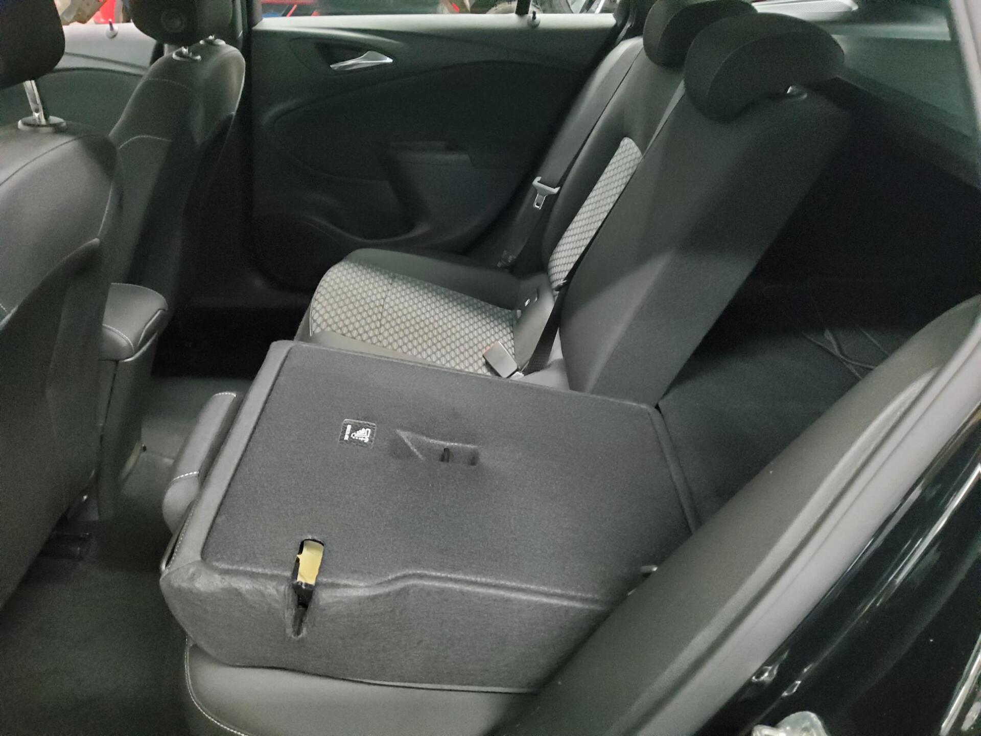 Opel Astra ST 1.5 D Edition Navi LED Shz DAB BT 12