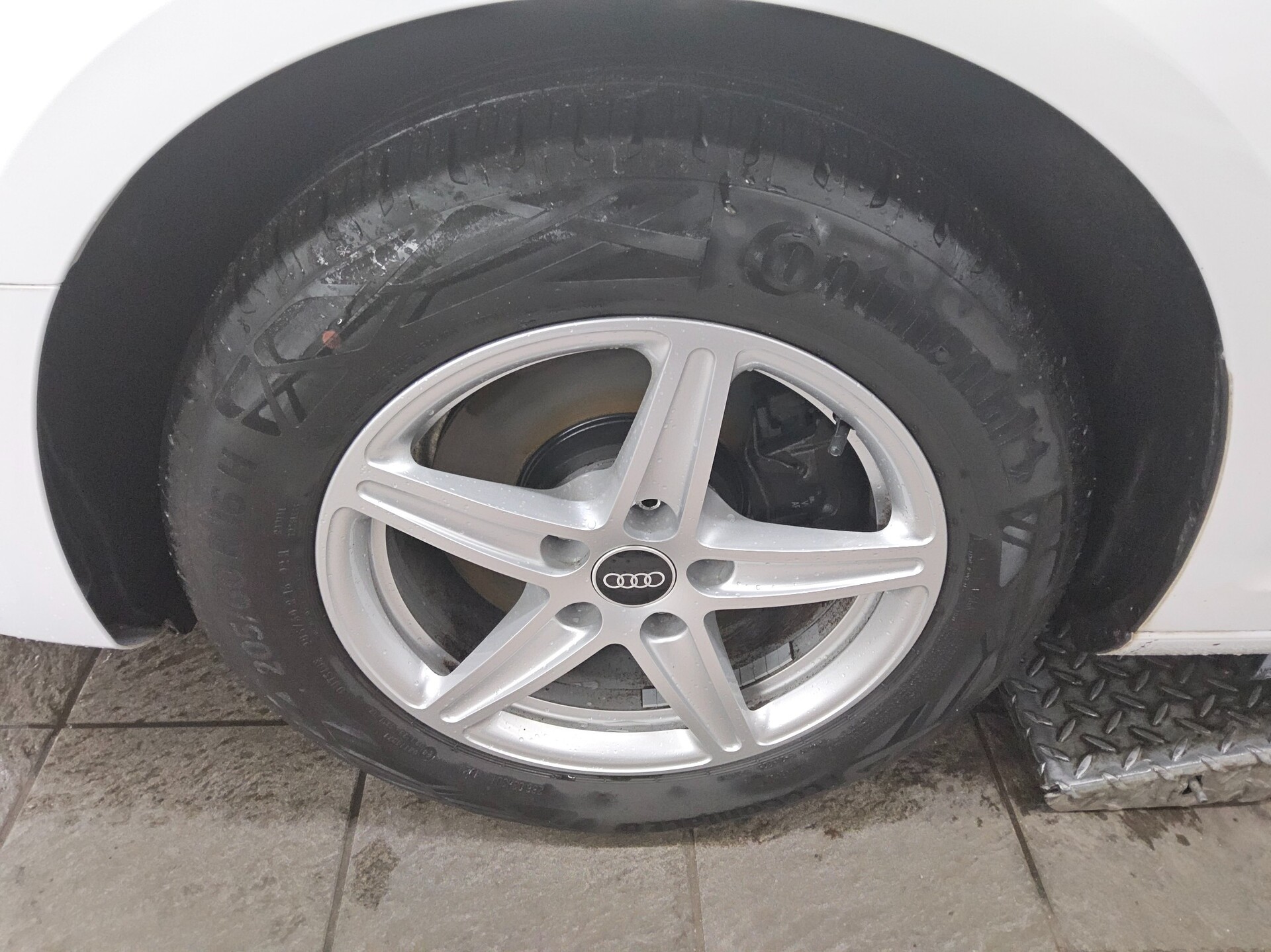 Audi A4 Avant 35 TDI Navi LED PDC Shz 10