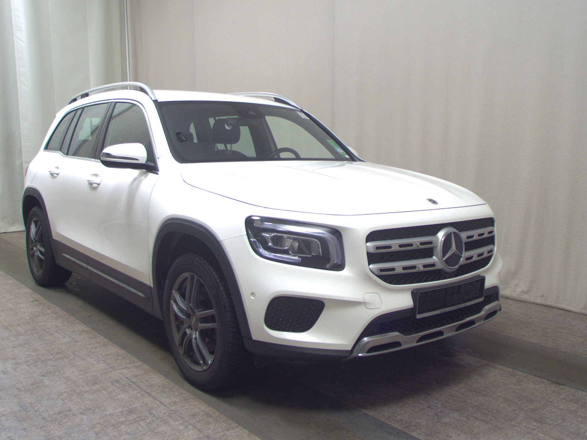 Mercedes-Benz GLB 200 d Progressive Navi AHK RfK LED Distr.+ 3
