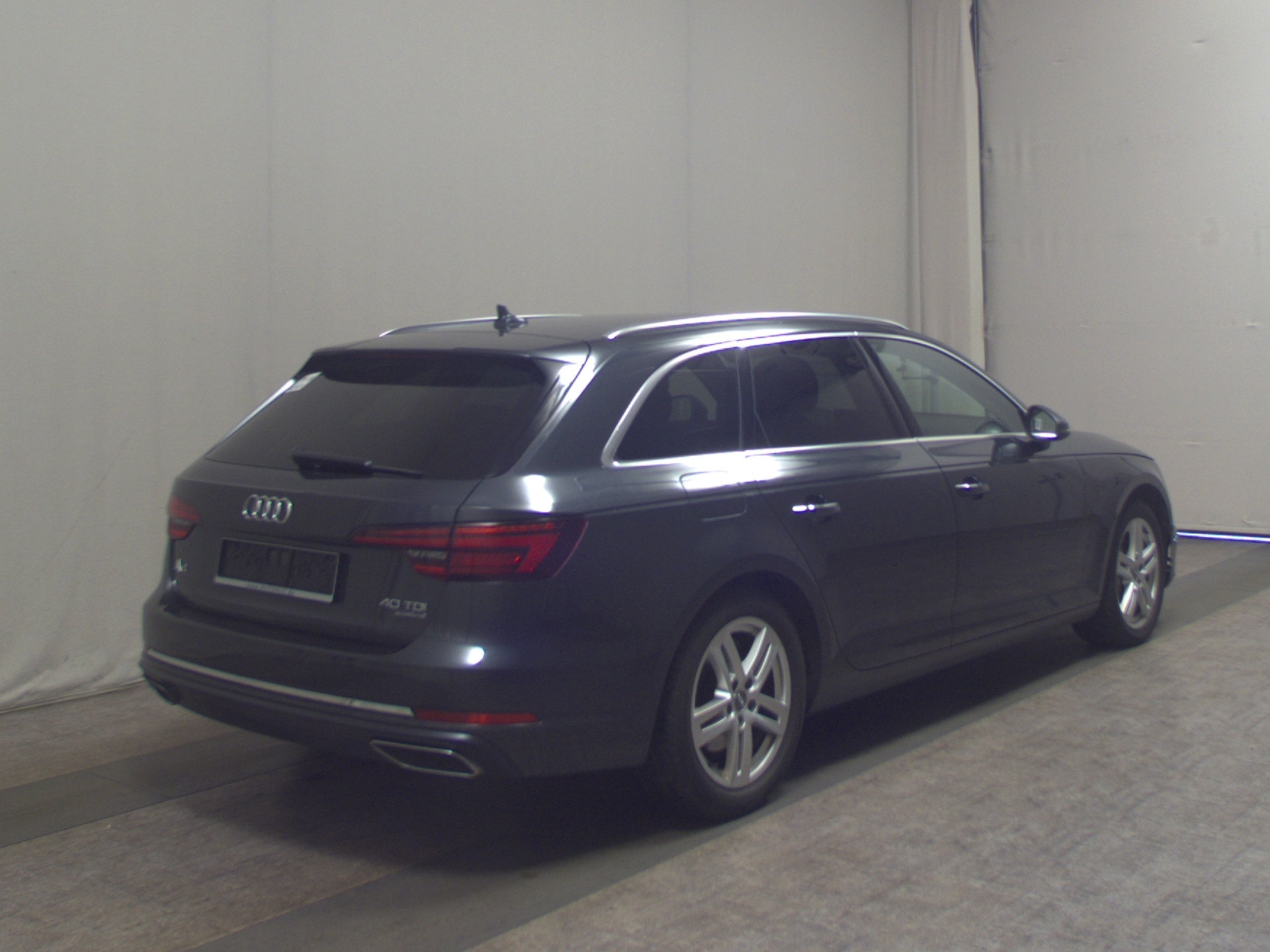 Audi A4 Avant 40 TDI Qu. design Navi LED vc Sound 4