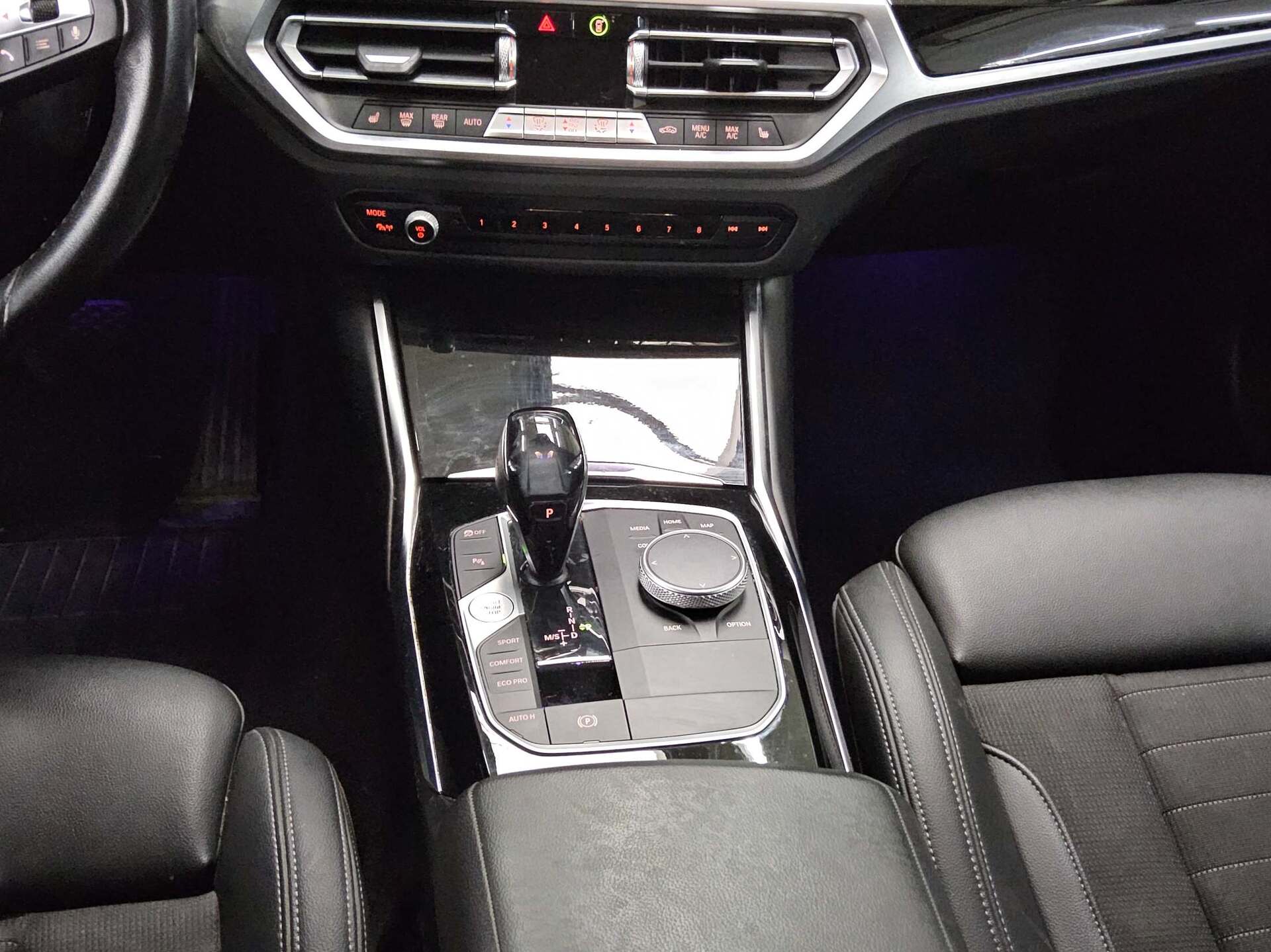 BMW 320dA Touring Sport-Line Nav LED LC-Pro AHK HiFi 6