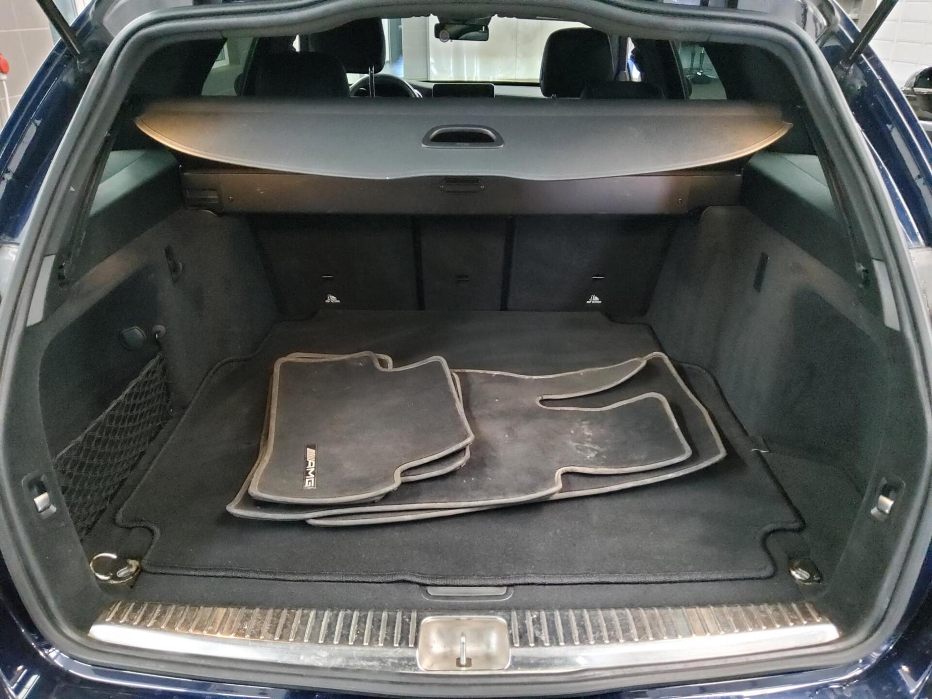 Mercedes-Benz C 220 T d AMG-Line Night Navi Widescreen LED AHK 12