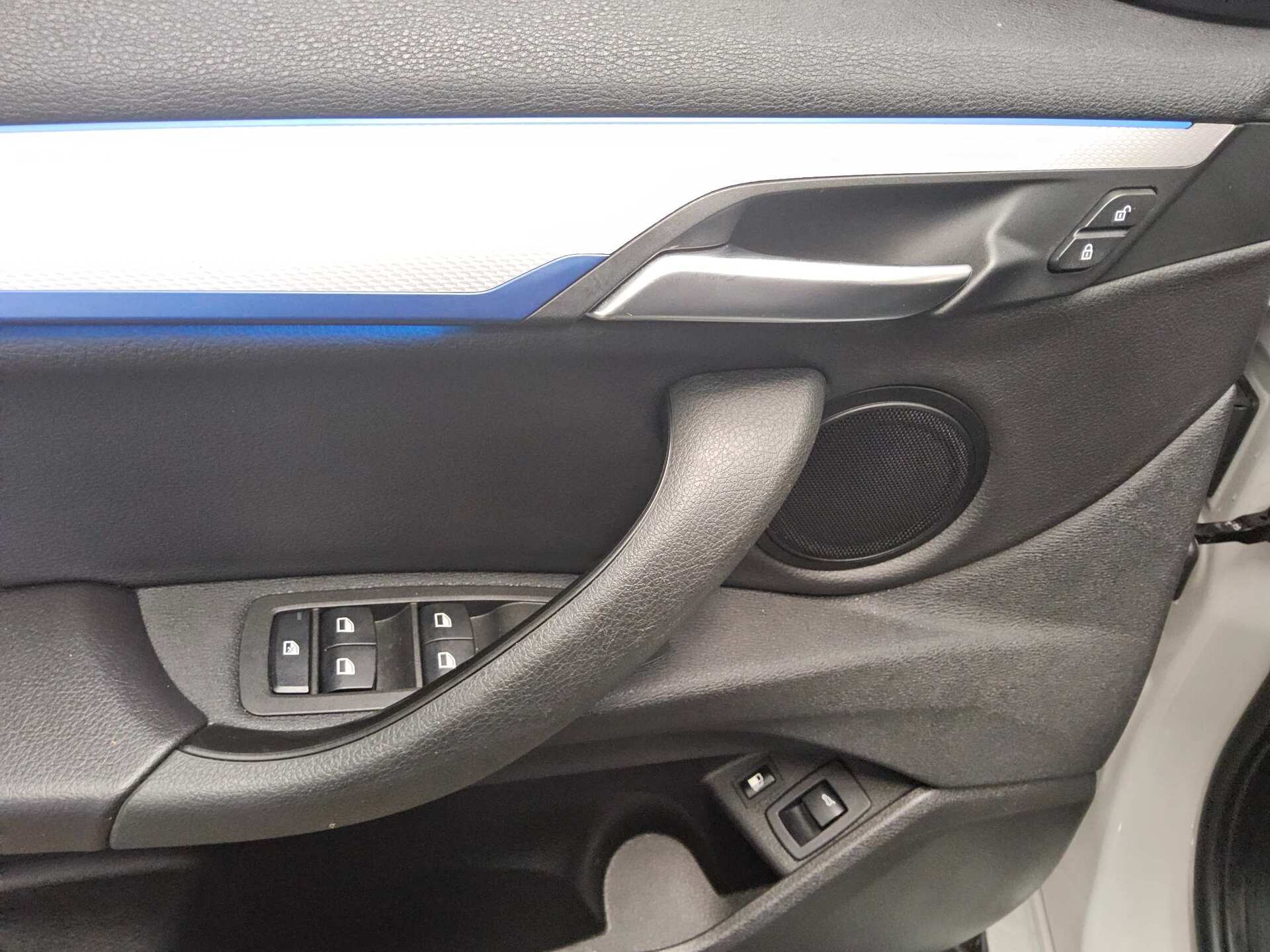 BMW X2 xDrive25e M-Sport Navi LED RfK 9