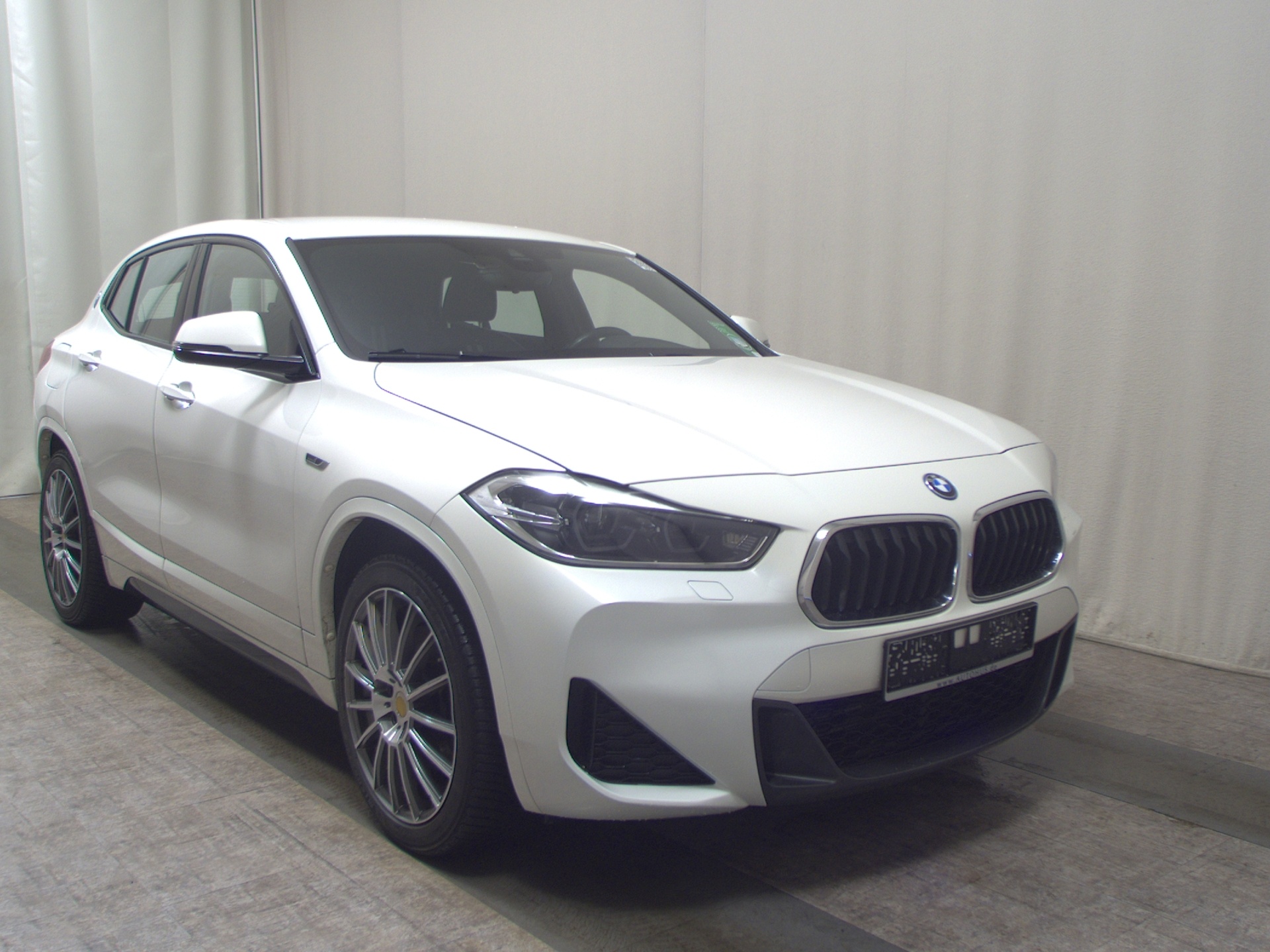 BMW X2 xDrive25e M-Sport Navi LED RfK 3