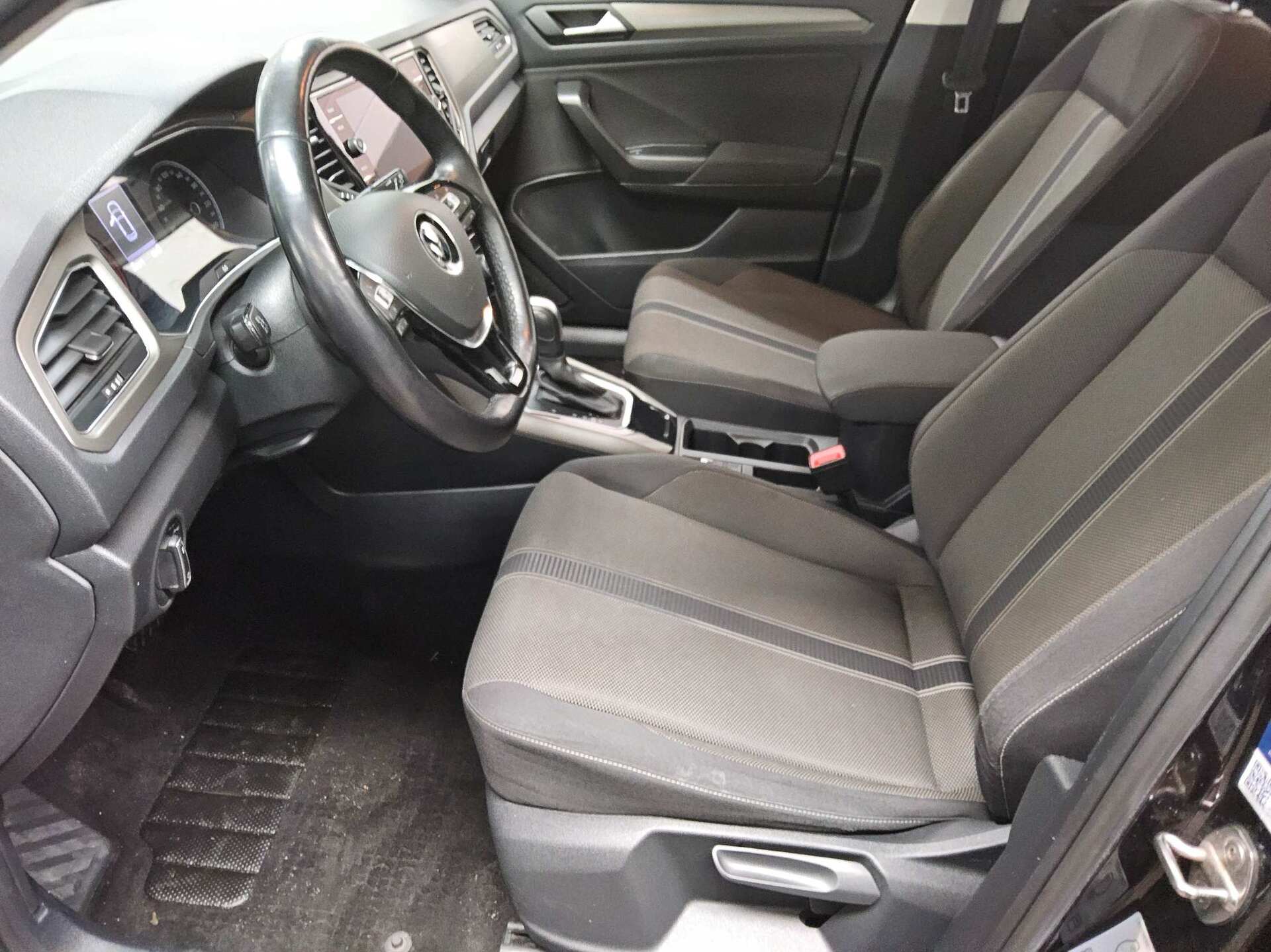 Volkswagen T-Roc 1.5 TSI Style Navi RfK SHZ AHK 8