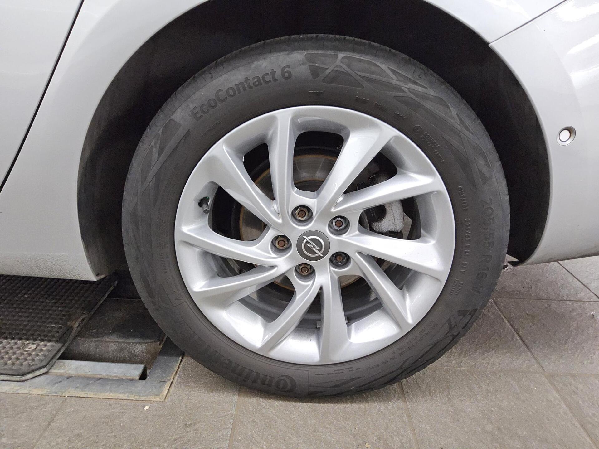 Opel Astra ST 1.5 D Business Ed. Navi BOSE GSD AHK 10