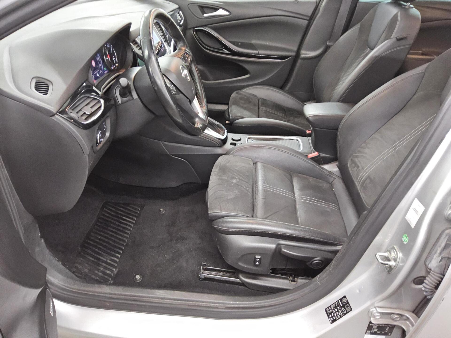 Opel Astra ST 1.5 D Business Ed. Navi BOSE GSD AHK 8