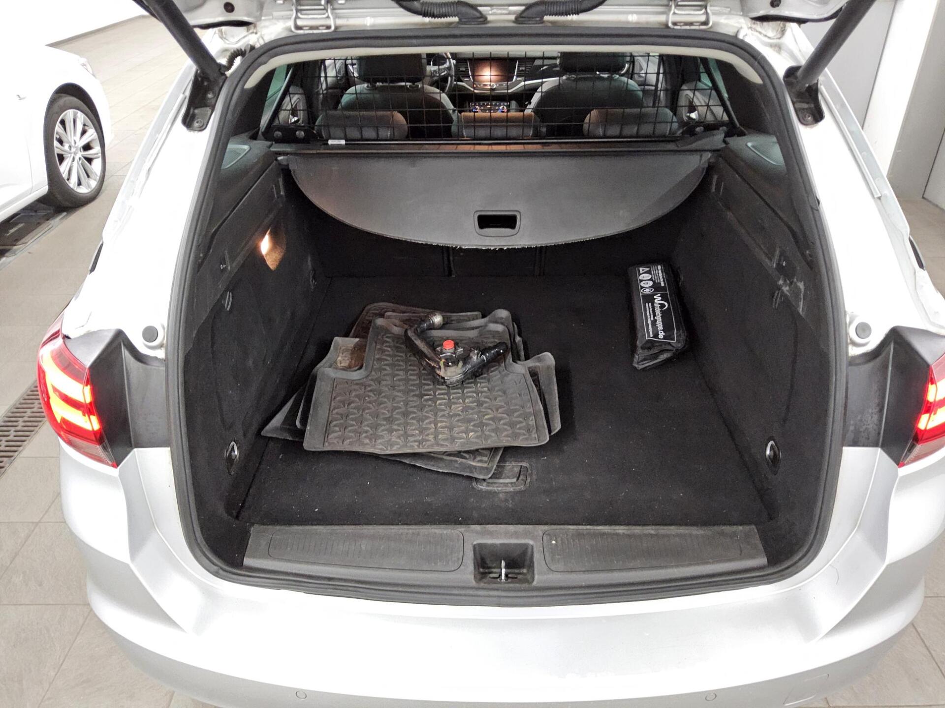 Opel Astra ST 1.5 D Business Ed. Navi BOSE GSD AHK 11