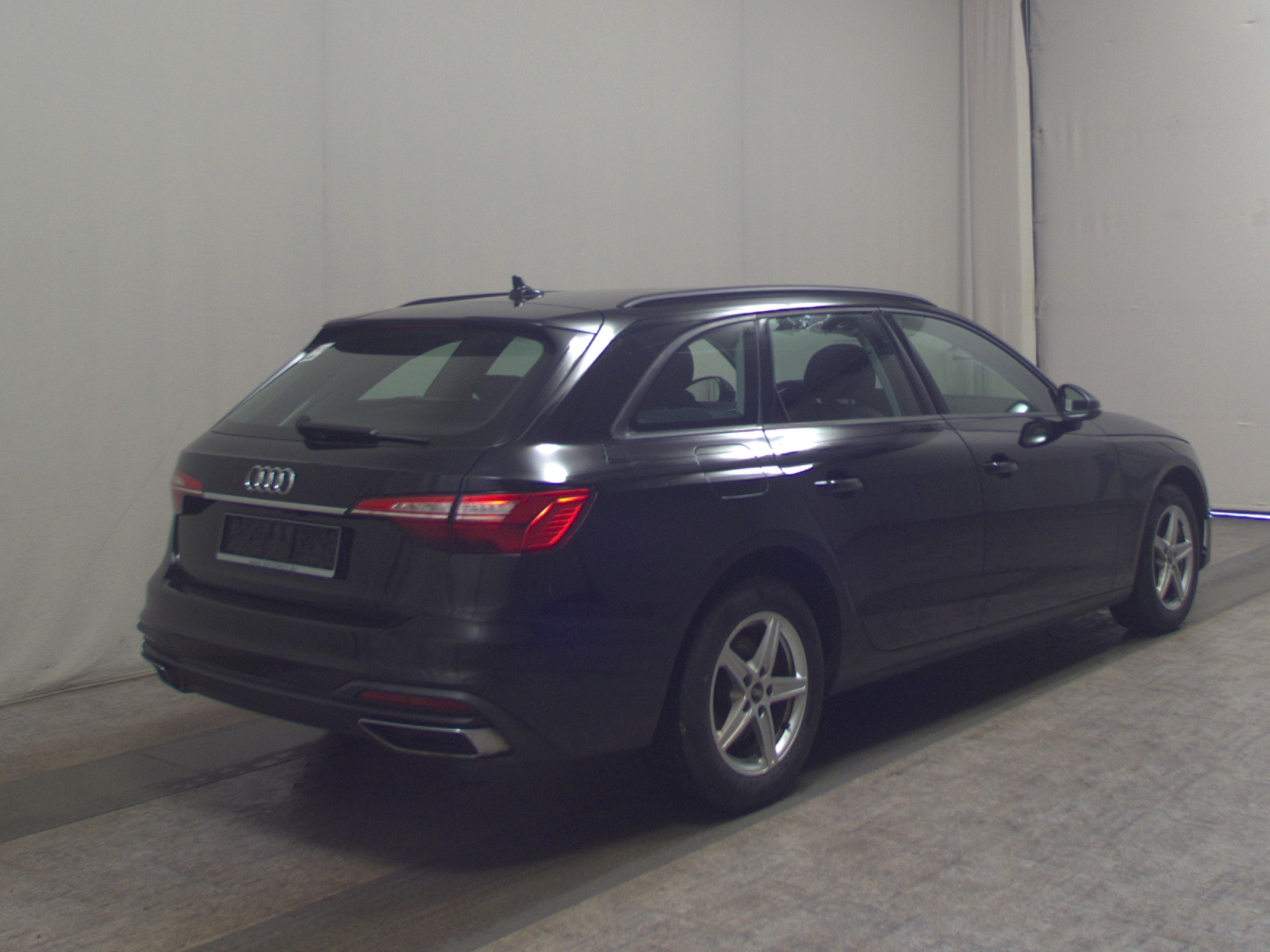 Audi A4 Avant 35 TDI Leder Navi+ LED Kamera 4