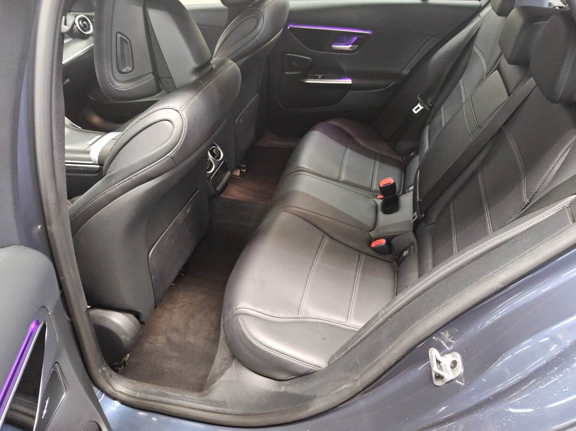 Mercedes-Benz C 200 T d Avantgarde Navi LED MBUX Sound 13