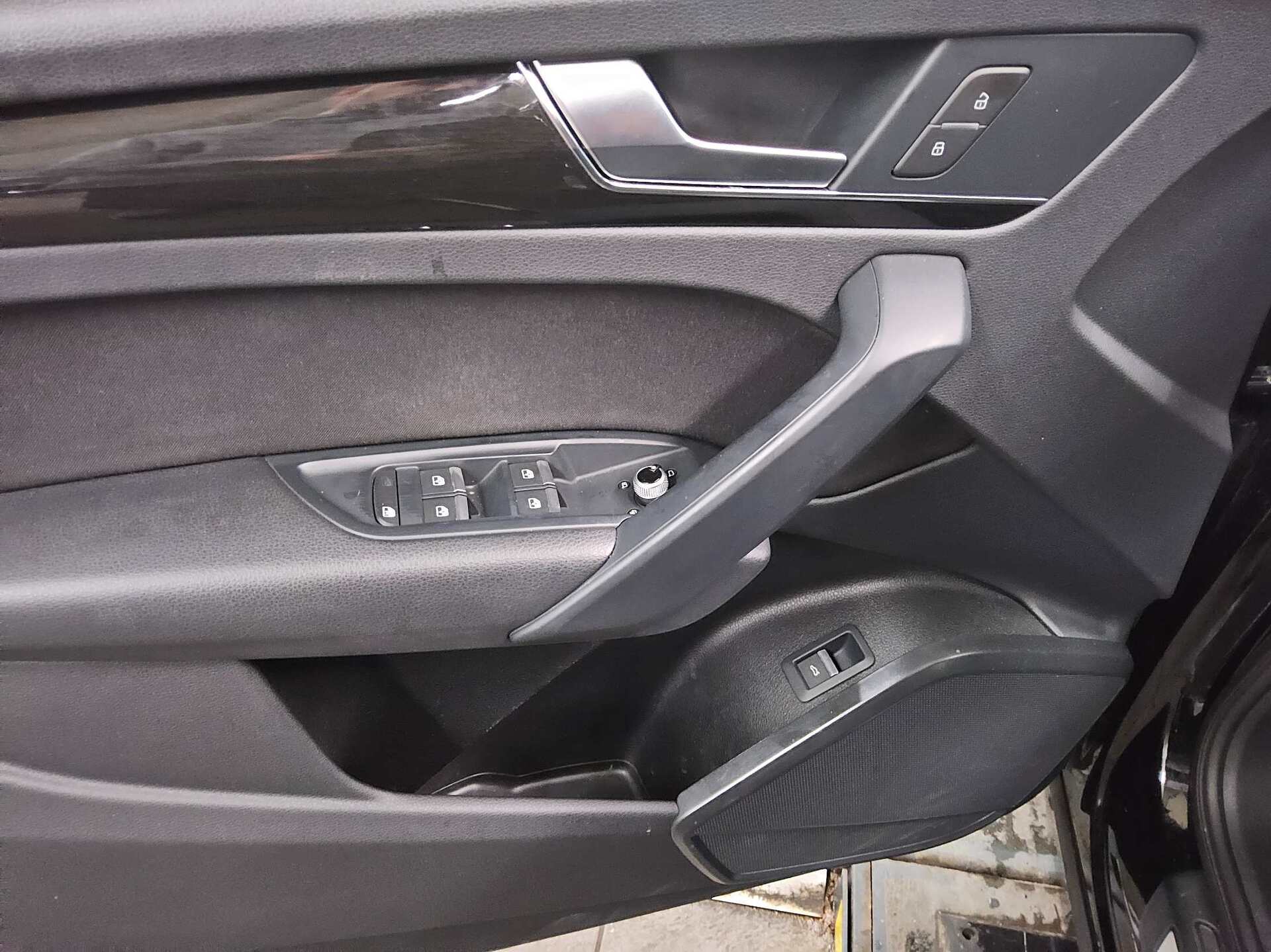 Audi Q5 40 TDI Qu. sport S-Line Ext. Navi LED ACC ACC 9