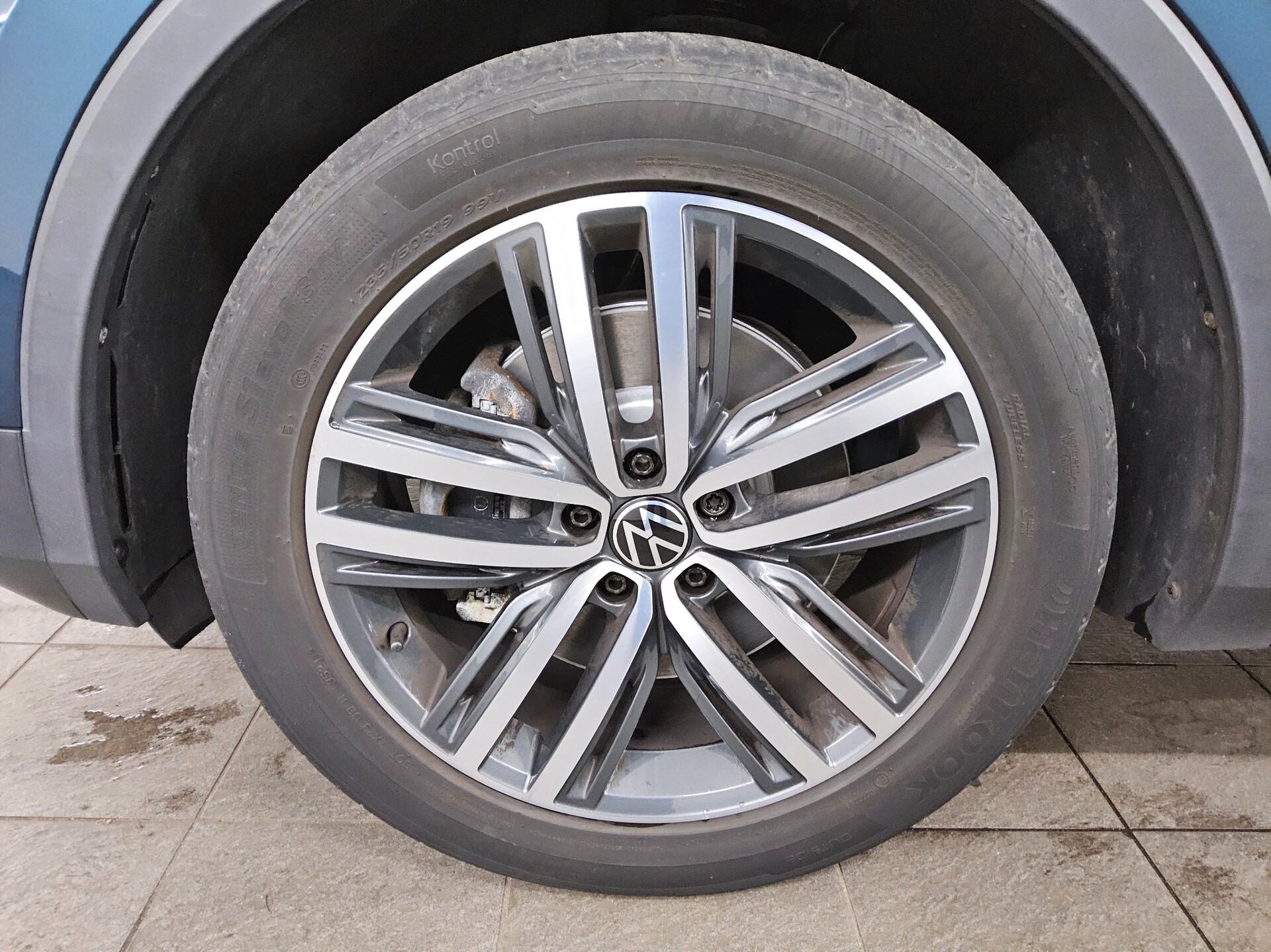 Volkswagen Tiguan 2.0 TDI 4M Elegance Navi AID Matrix Pano 11