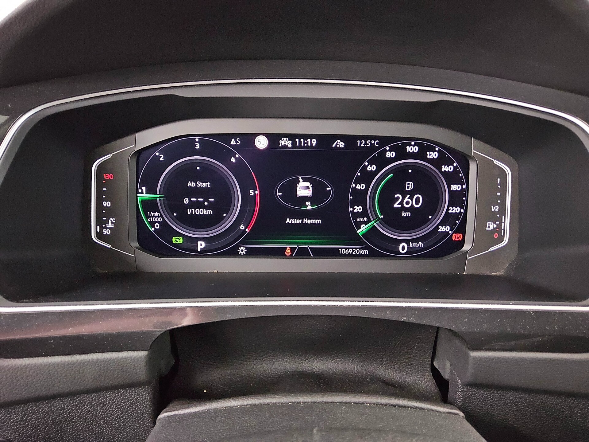 Volkswagen Tiguan 2.0 TDI 4M Elegance Navi AID Matrix Pano 8