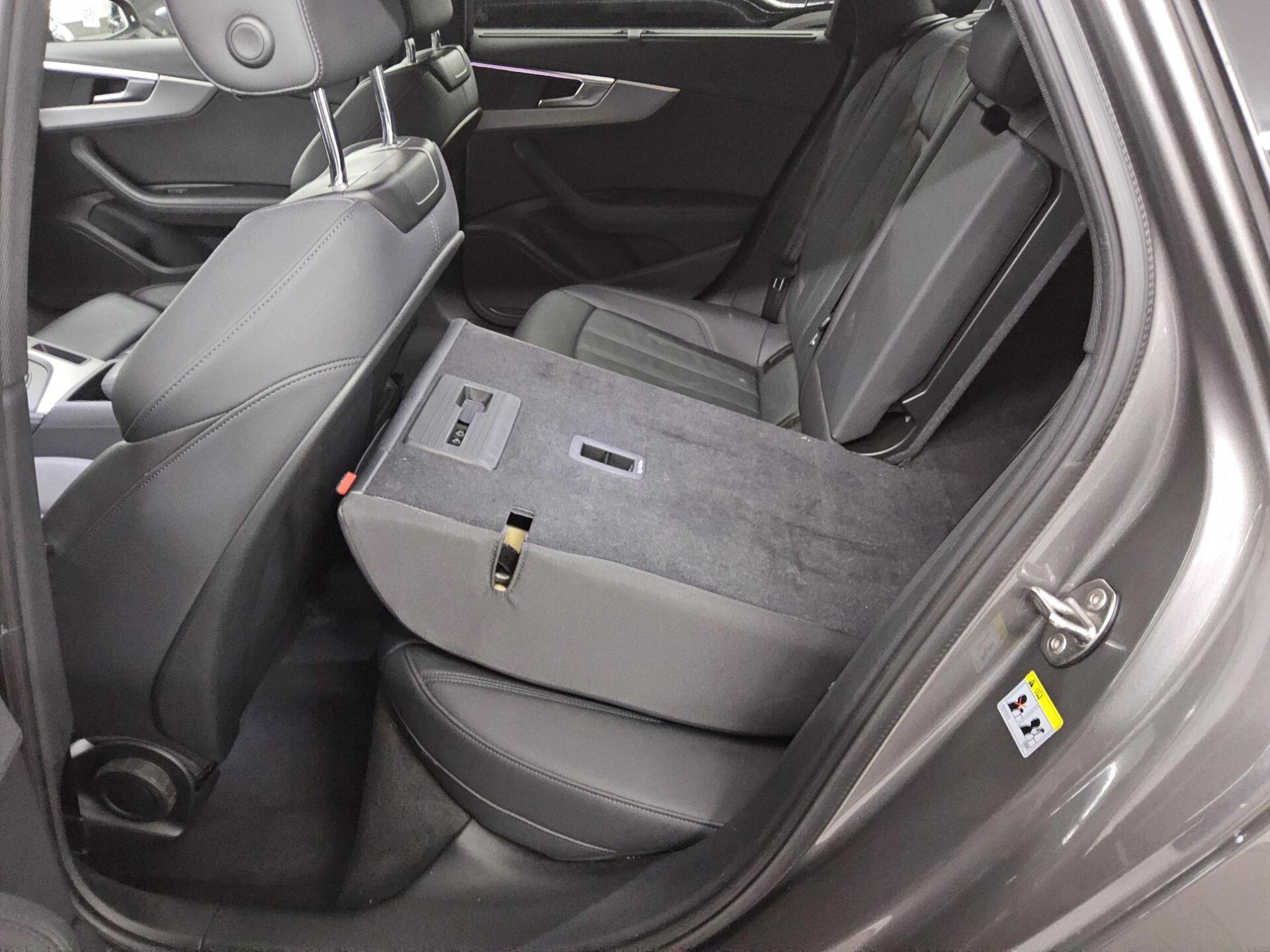 Audi A4 Avant 40 TDI advanced Leder Navi Matrix vc 13