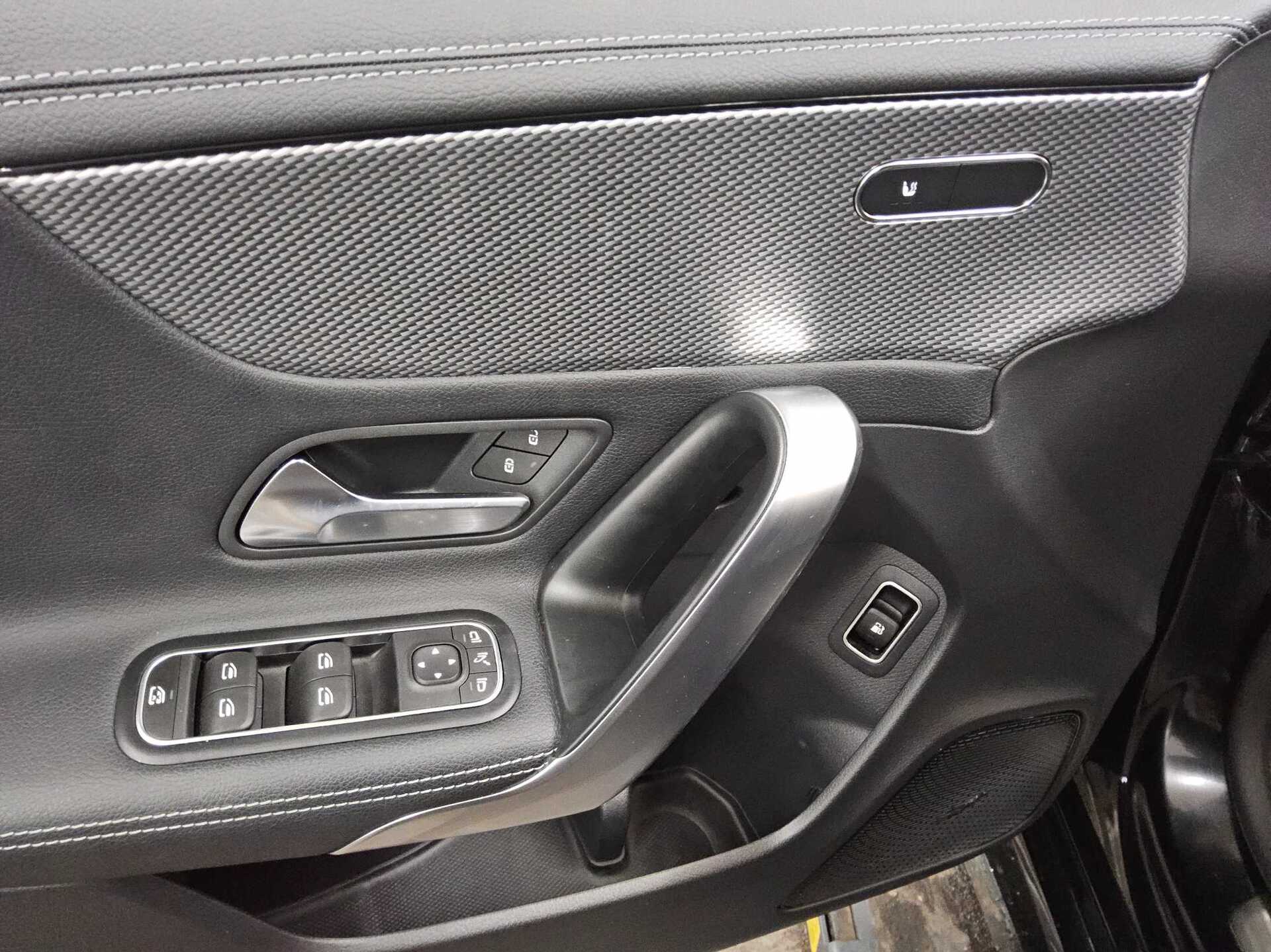 Mercedes-Benz CLA 250 Shooting Brake e Progressive Navi LED 10