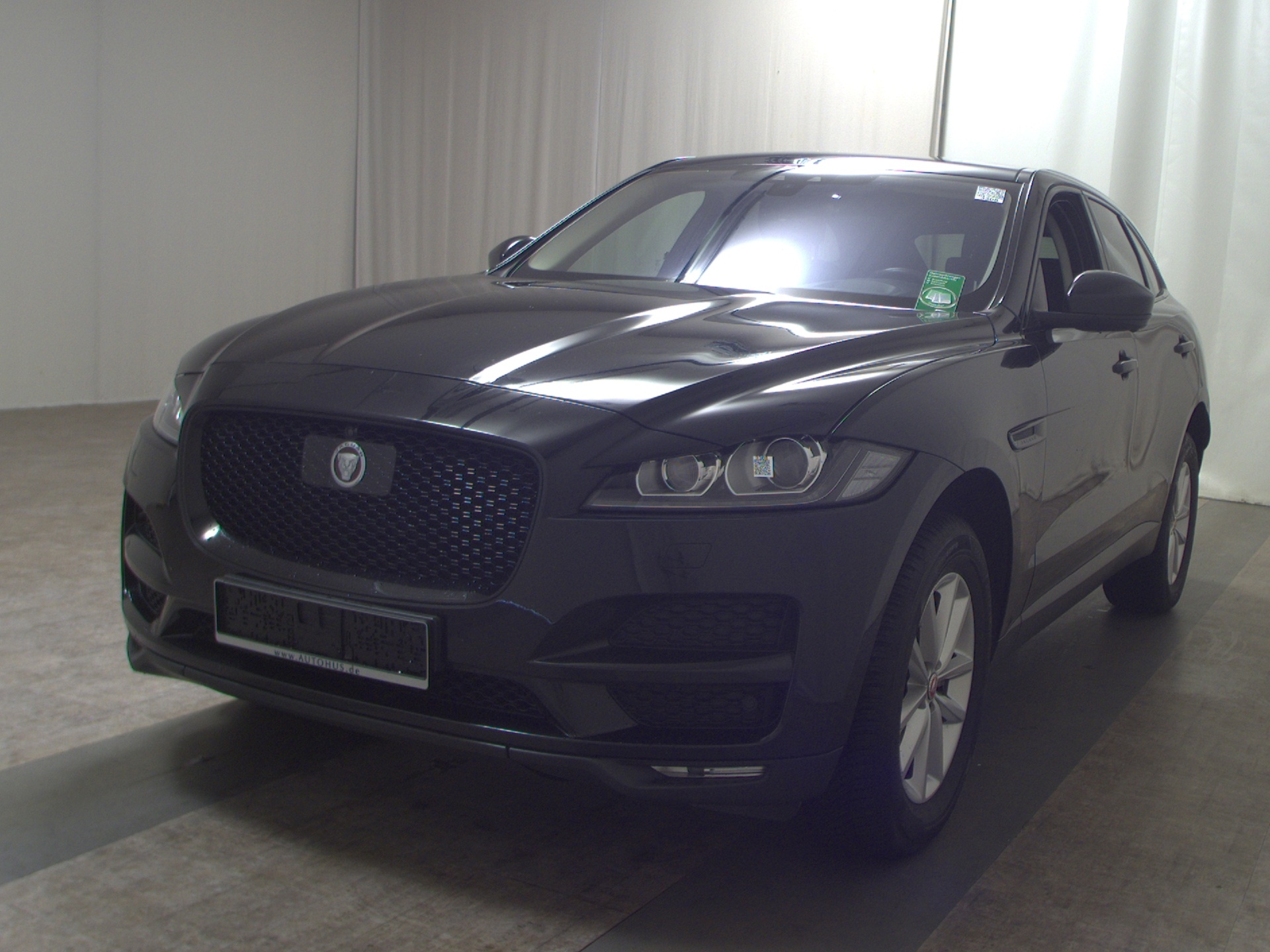 Jaguar F-Pace 30D AWD Leder Navi Xenon HuD RfK Sound 2