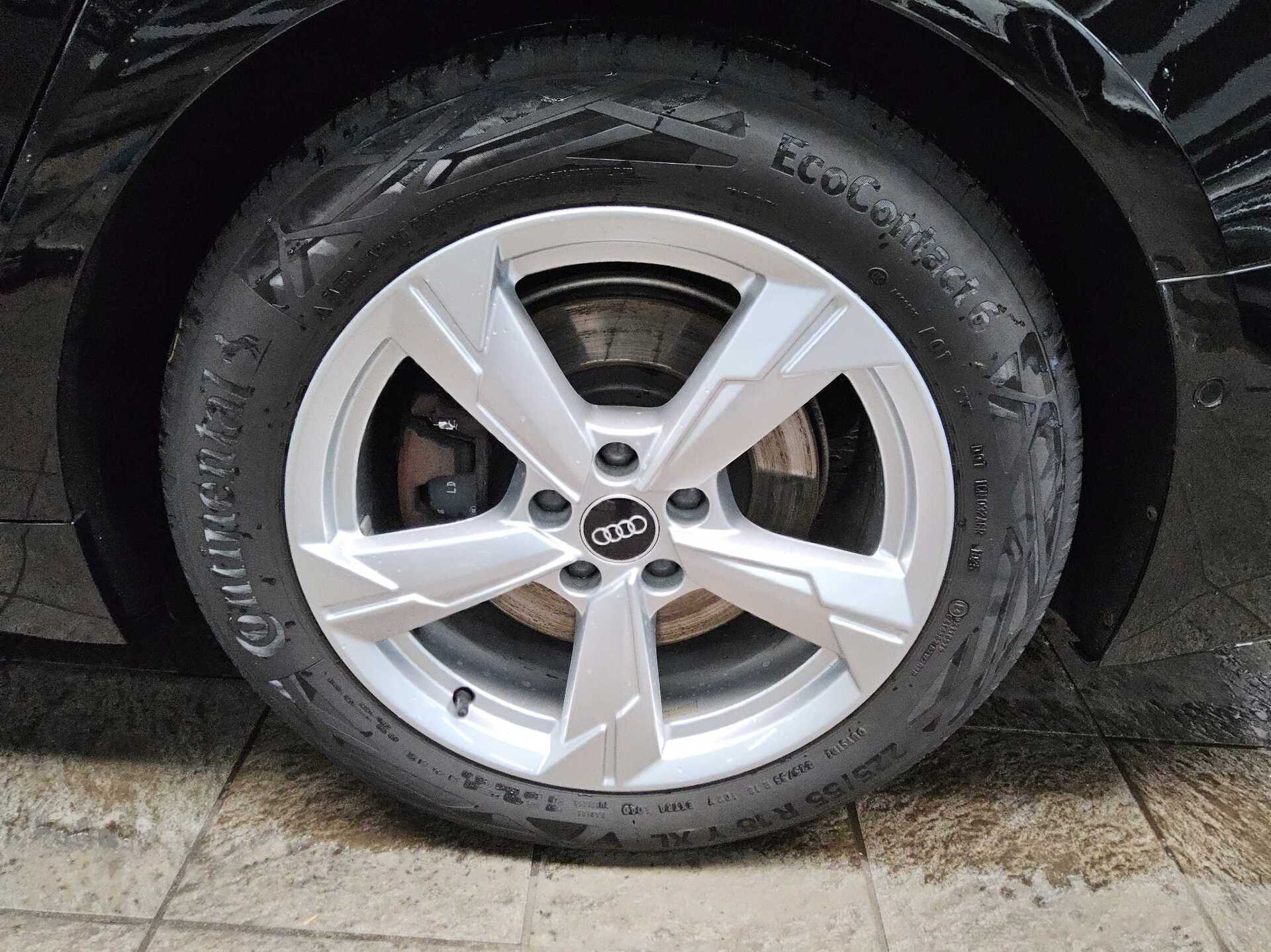 Audi A6 Avant 45 TDI Qu. sport Pano vc Sound StandHzg 12