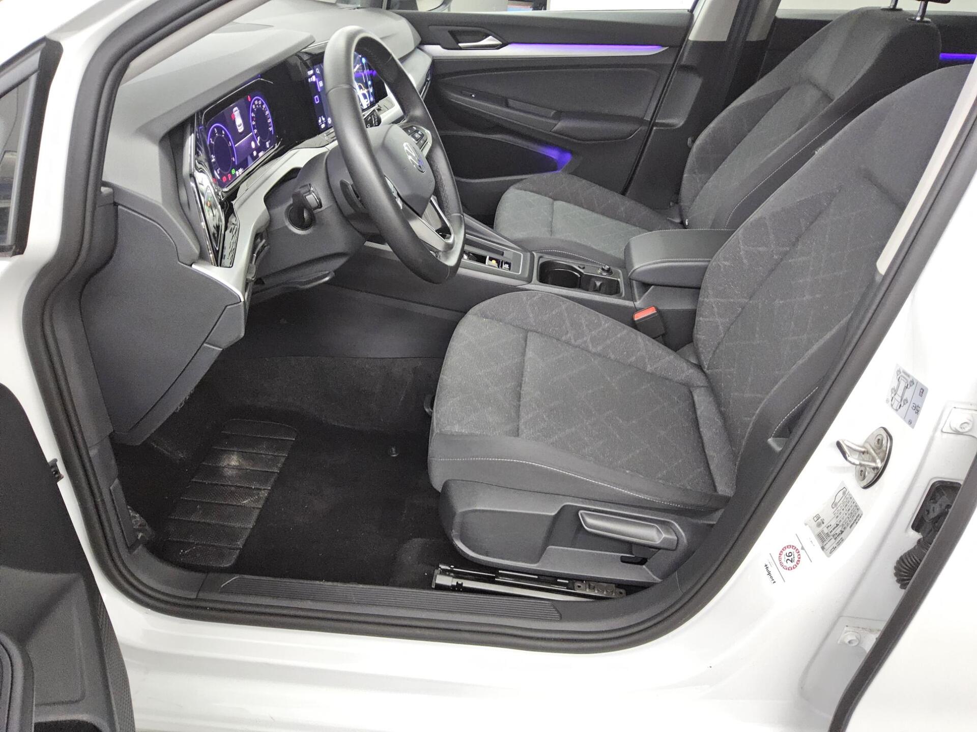 Volkswagen Golf-8 2.0 TDI Life Navi LED AID Kamera ACC SHZ 9