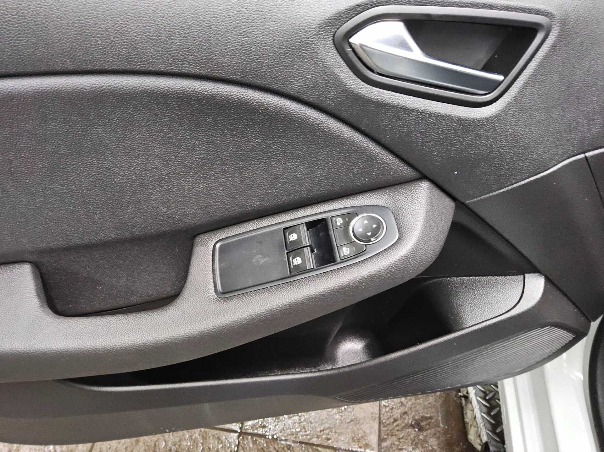 Renault Clio 0.9 TCe Life LED Shz DAB Tempomat 8