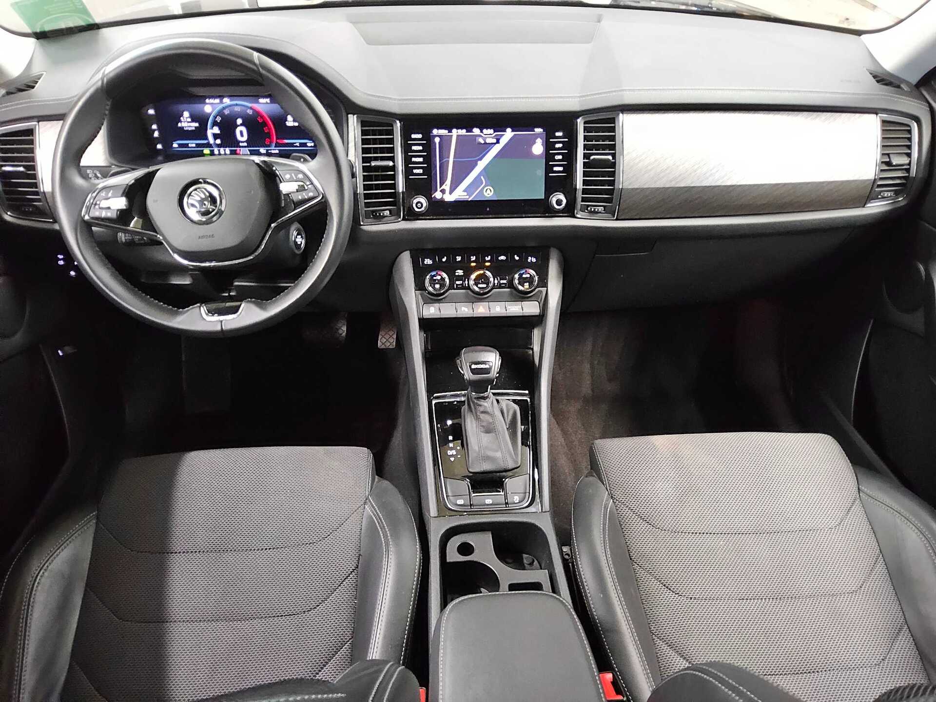 Skoda Kodiaq 2.0 TDI Style T-Leder Navi LED vc ACC PDC 5