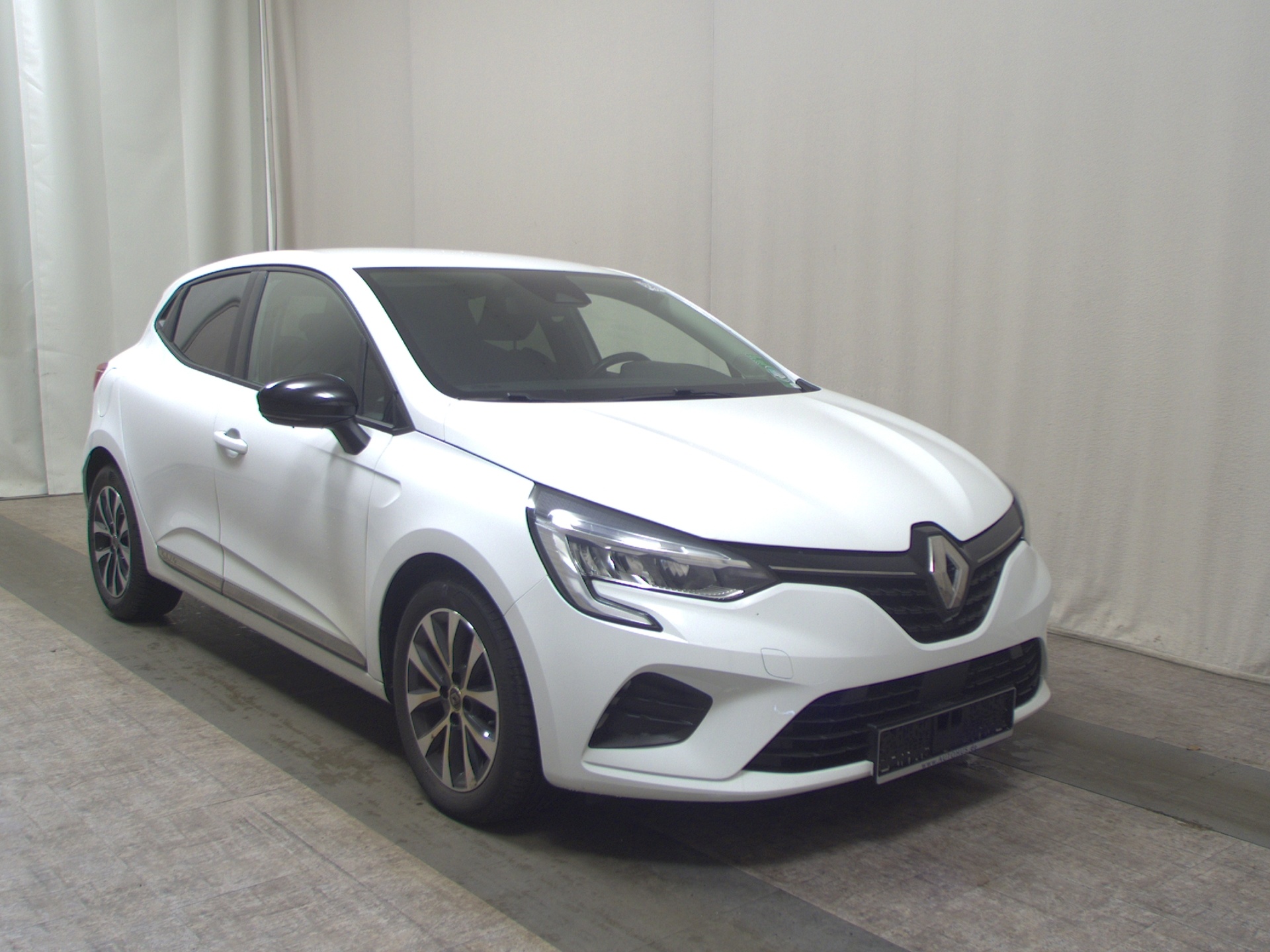 Renault Clio 1.0 Experience Navi LED PDC SHZ 3