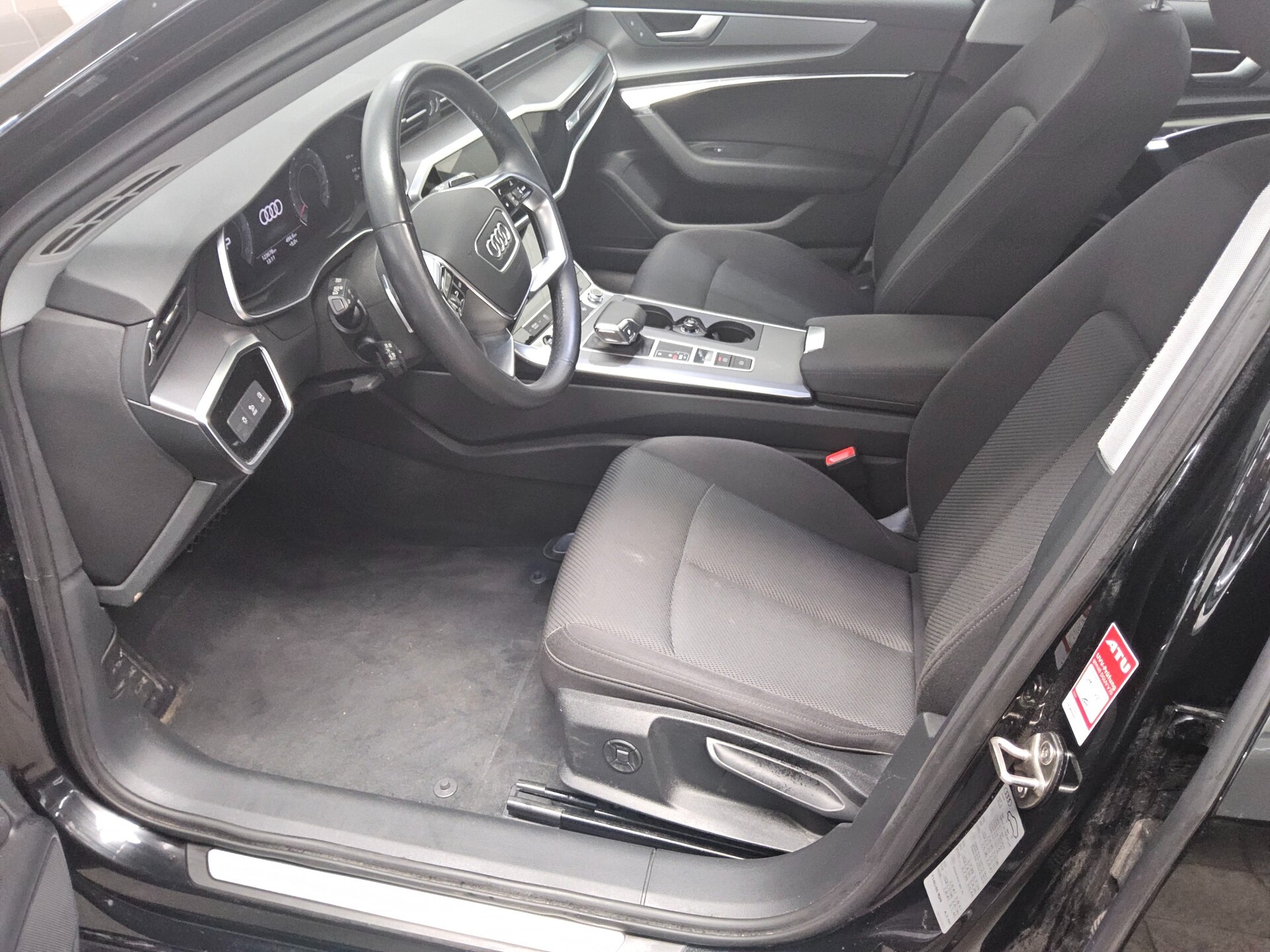 Audi A6 Avant 35 TDI Navi LED virtual Sound AHK 9