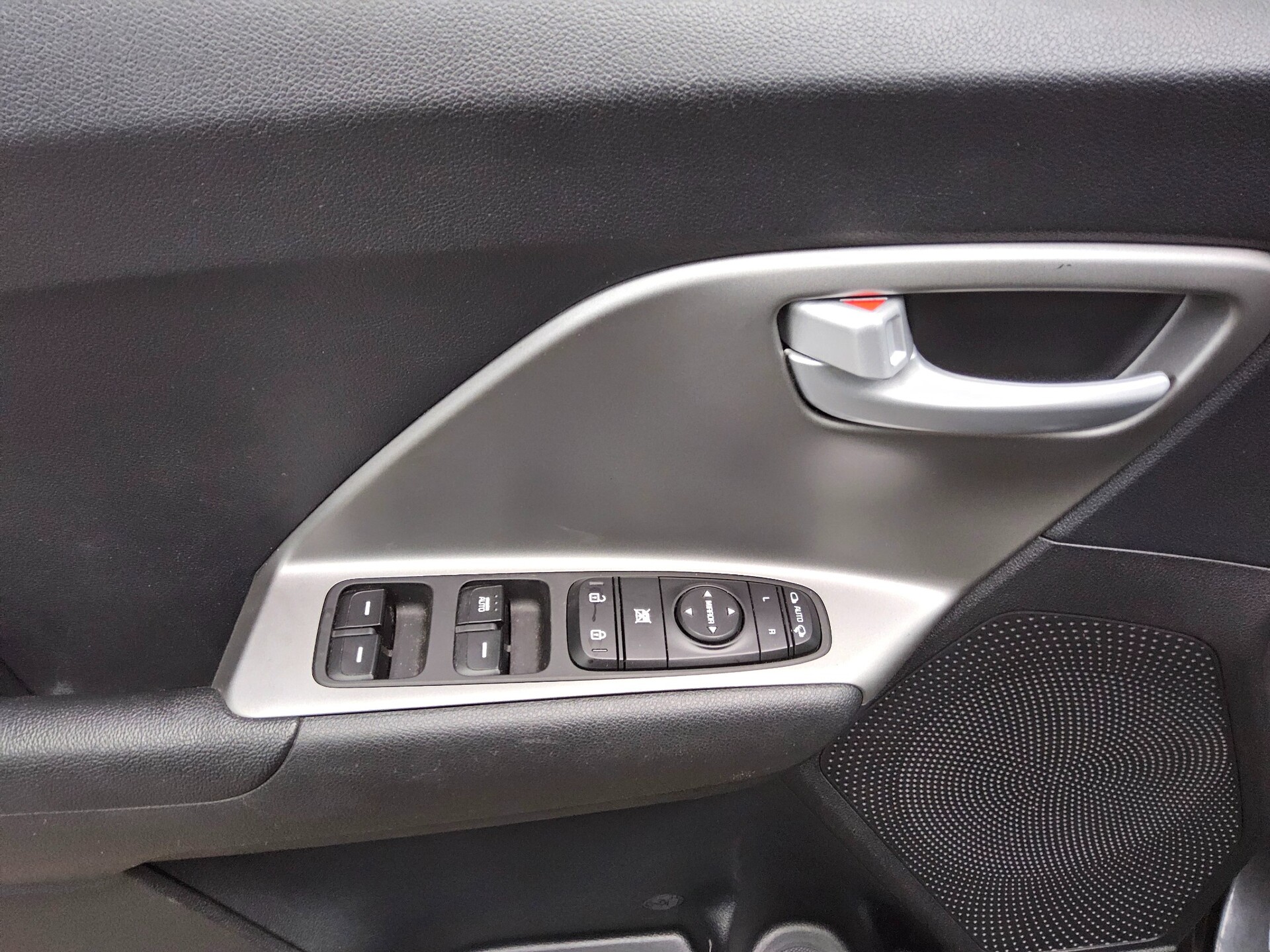 Kia Niro 1.6 Hybrid Edition 7 RfK PDC Shz Tempo 9