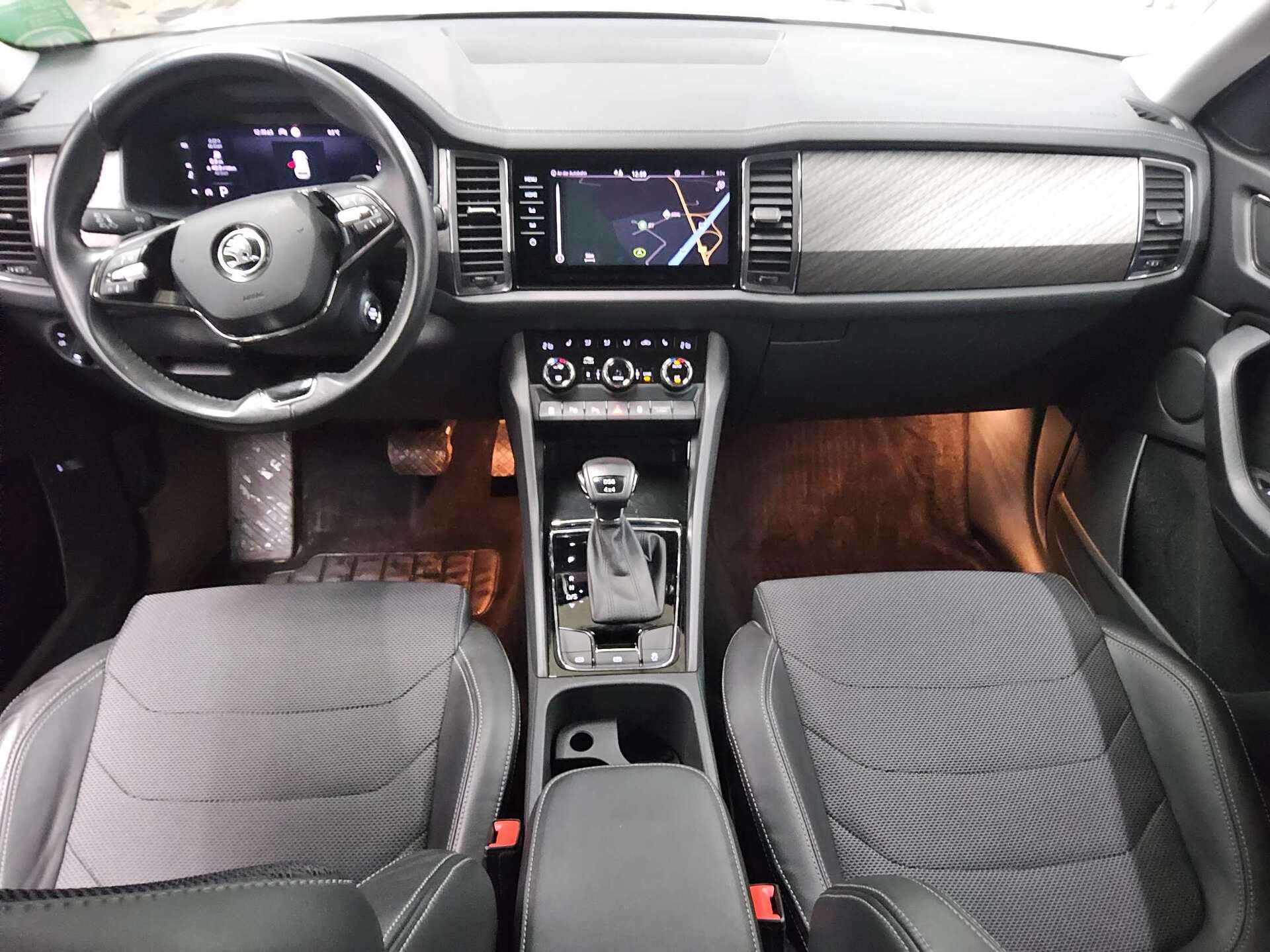 Skoda Kodiaq 2.0 TDI 4x4 Style Navi LED vc StHzg AHK 5