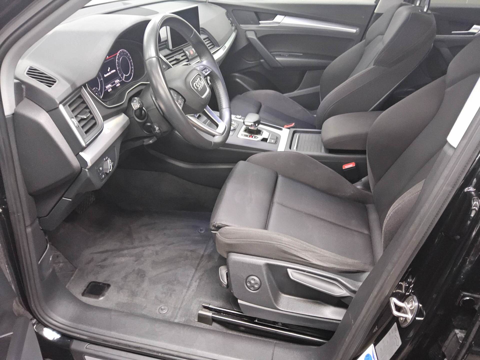 Audi Q5 50 TFSI e Qu. S-Line Ext. Navi LED vc RFK AHK 9