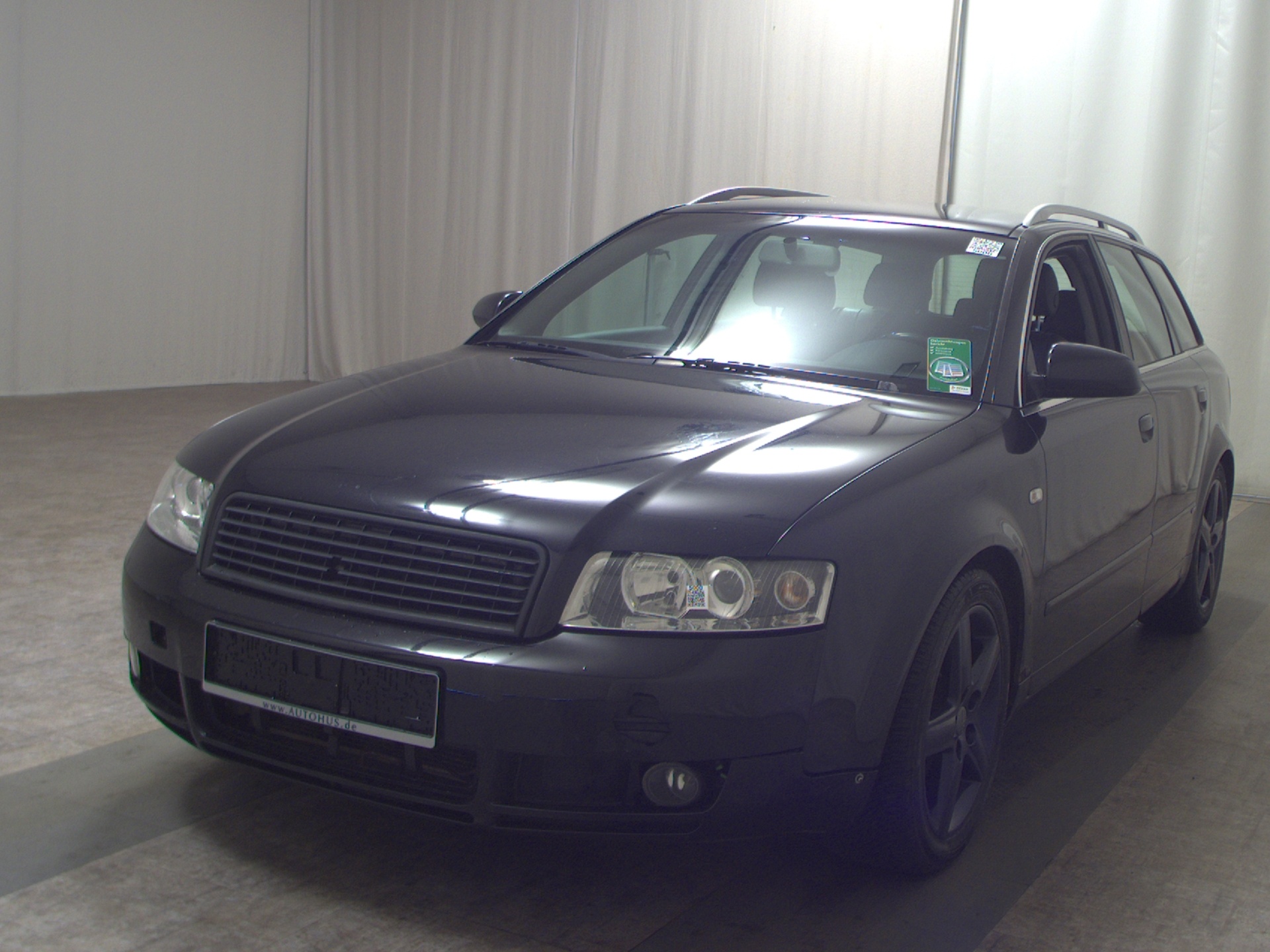 Audi A4 Avant 1.9 TDI Leder Shz AHK PDC Klima 2