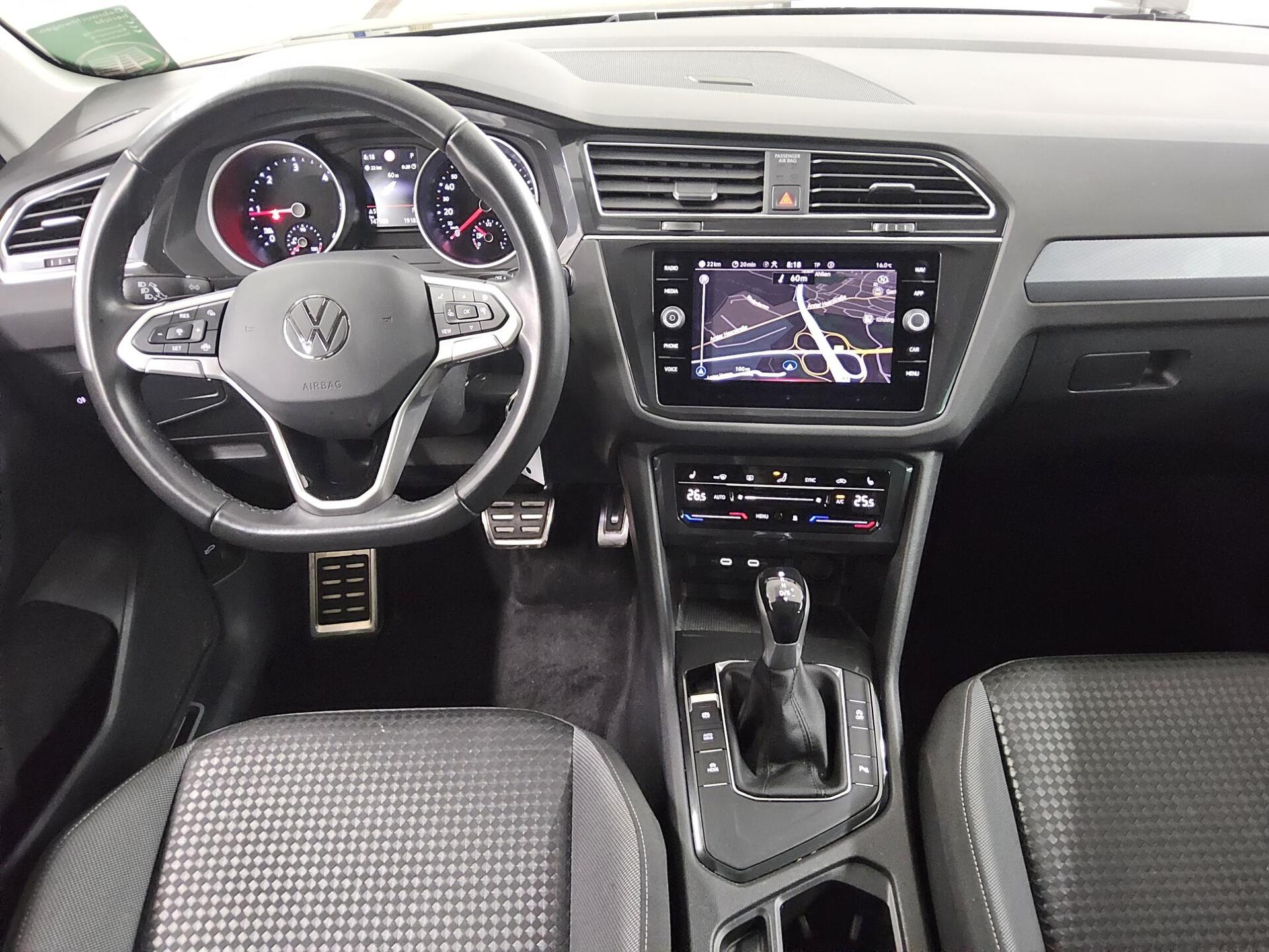 Volkswagen Tiguan 2.0 TDI Active Navi LED AHK RfK StHzg ACC 5