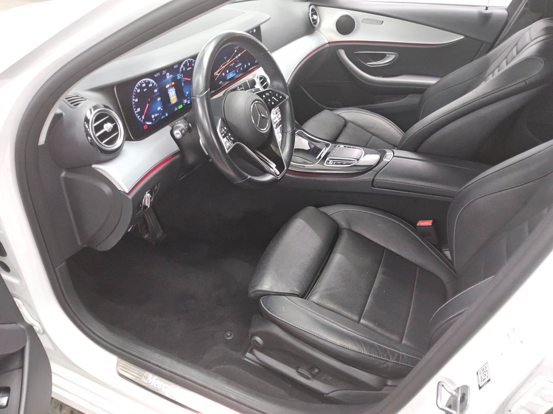 Mercedes-Benz E 300 T de Avantgarde Leder Night Widescreen LED 8