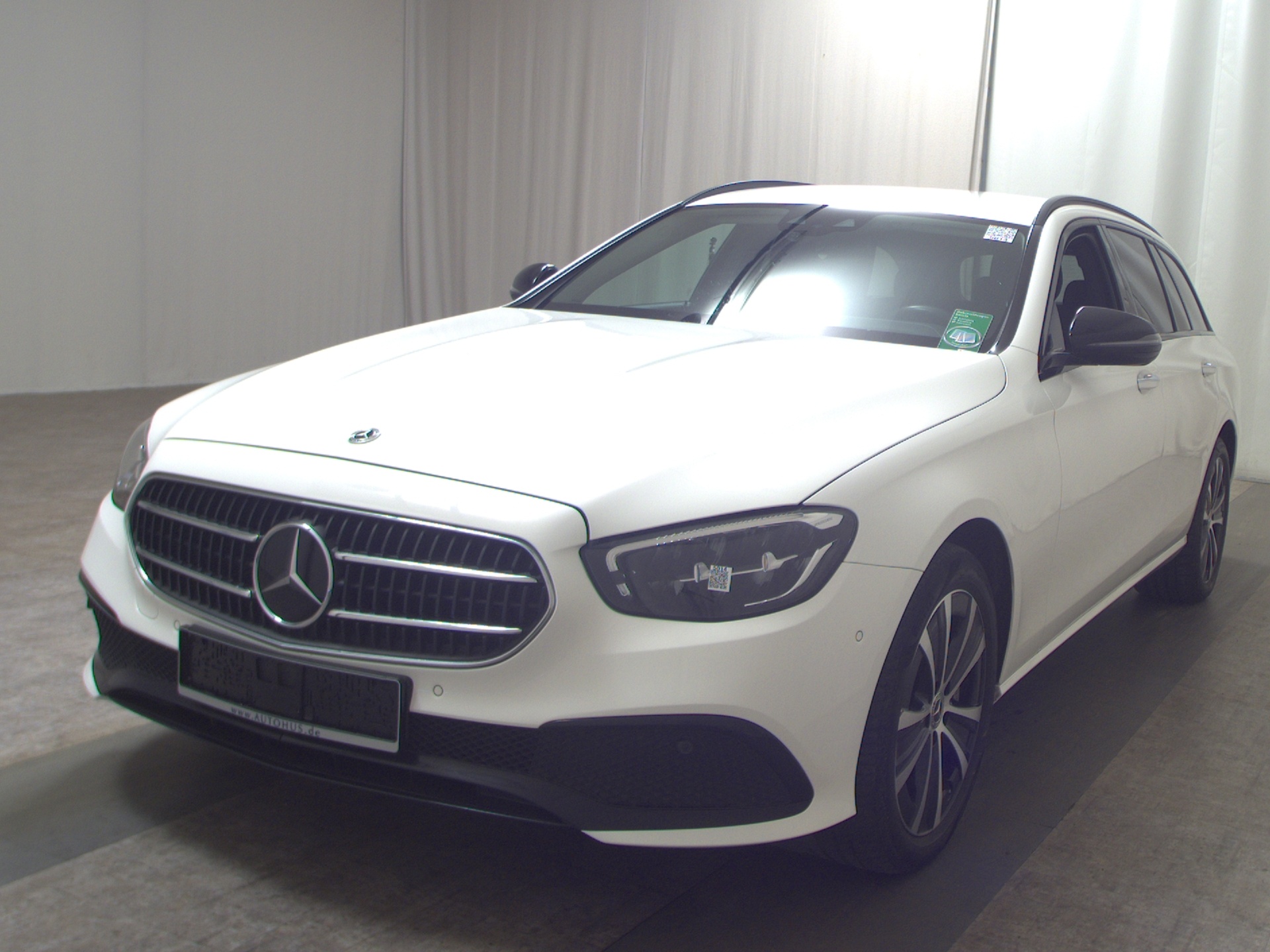 Mercedes-Benz E 300 T de Avantgarde Leder Night Widescreen LED 2