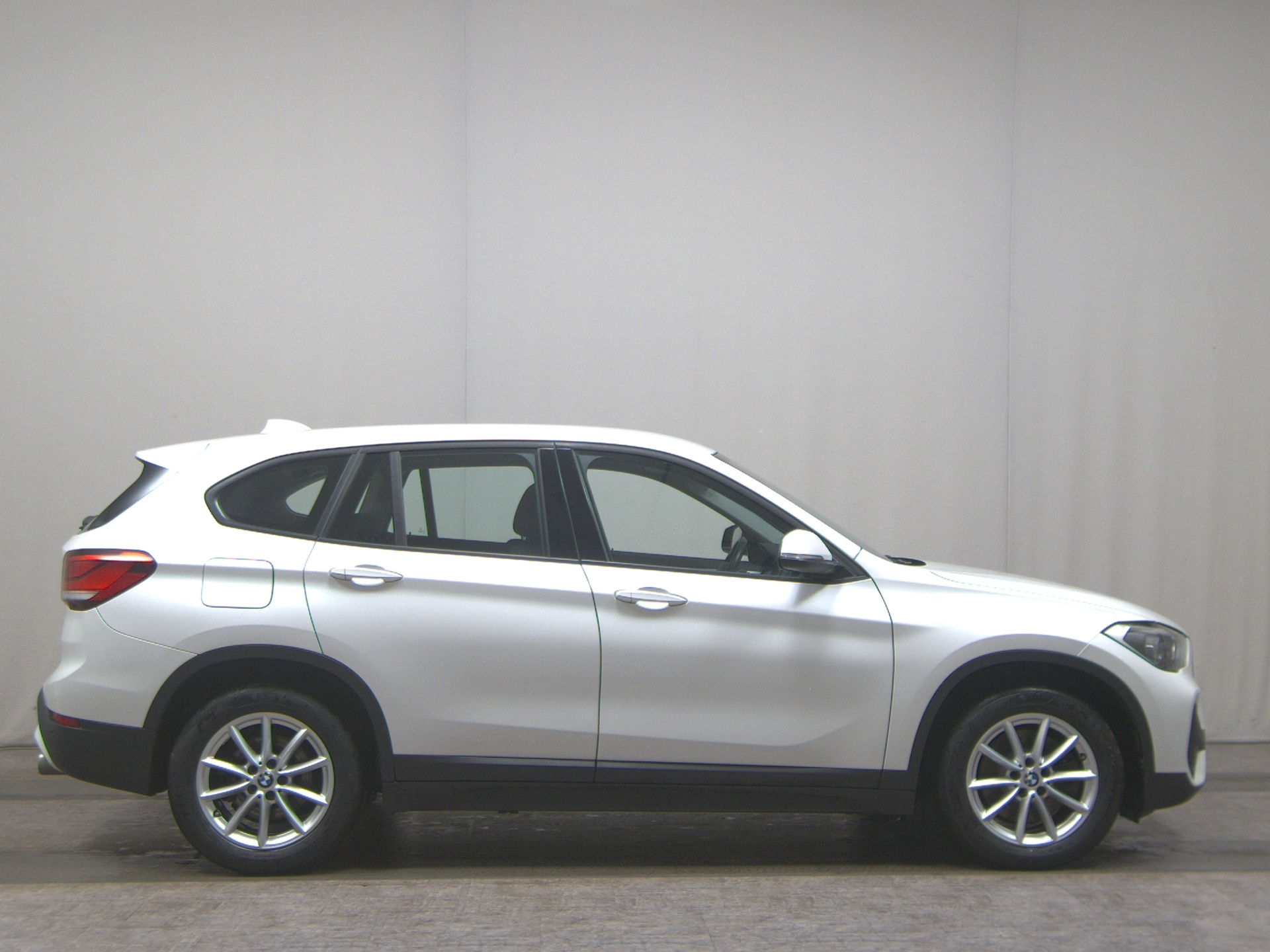 BMW X1 sDrive20d Advantage Navi LED HiFi RFK
