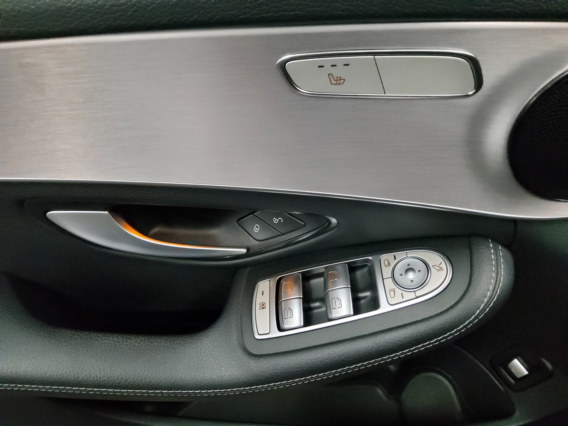 Mercedes-Benz C 300 T de Avantgarde T-Leder COMAND LED RFK 9