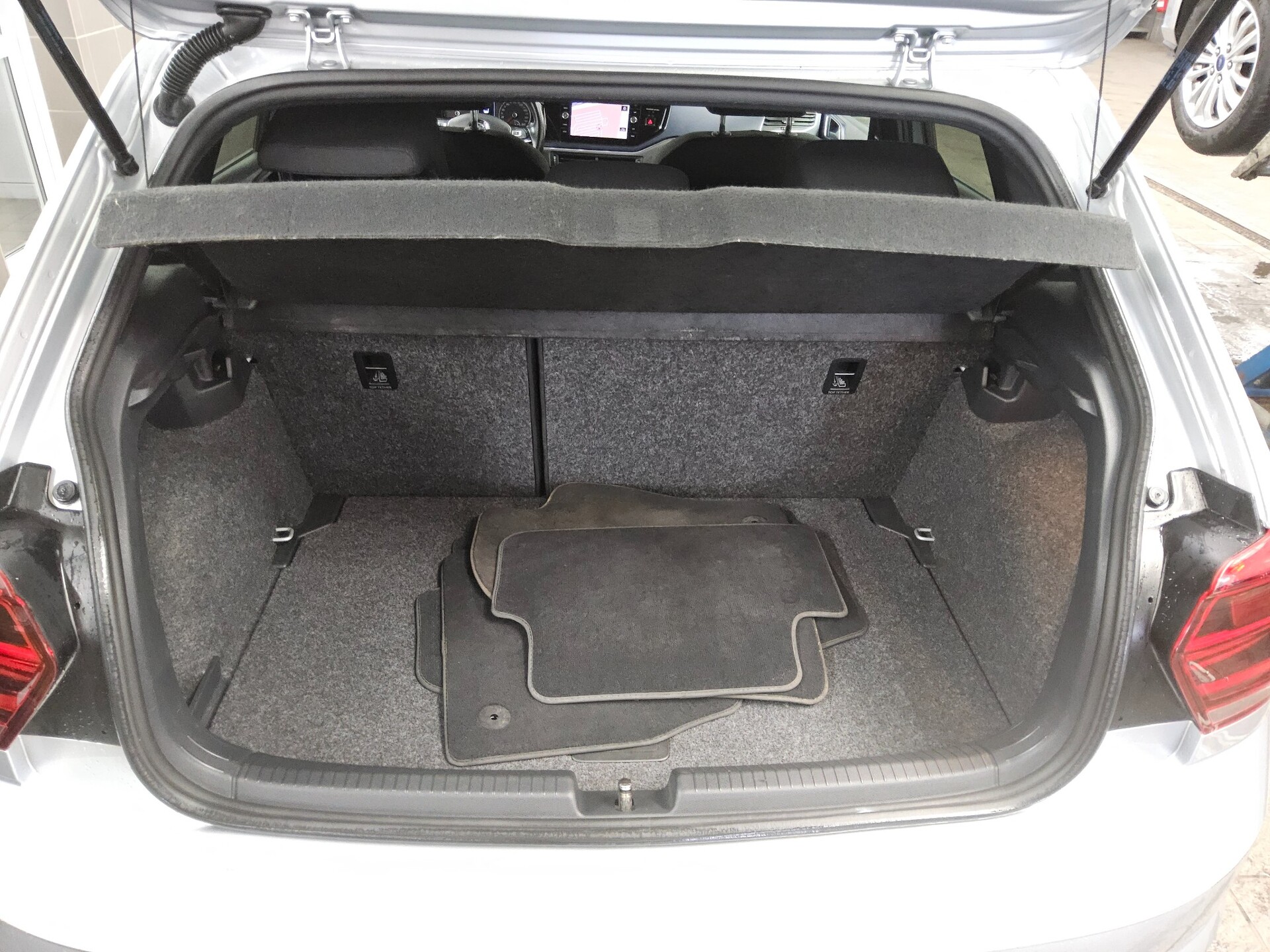 Volkswagen Polo 1.0 United Navi PDC SHZ 11