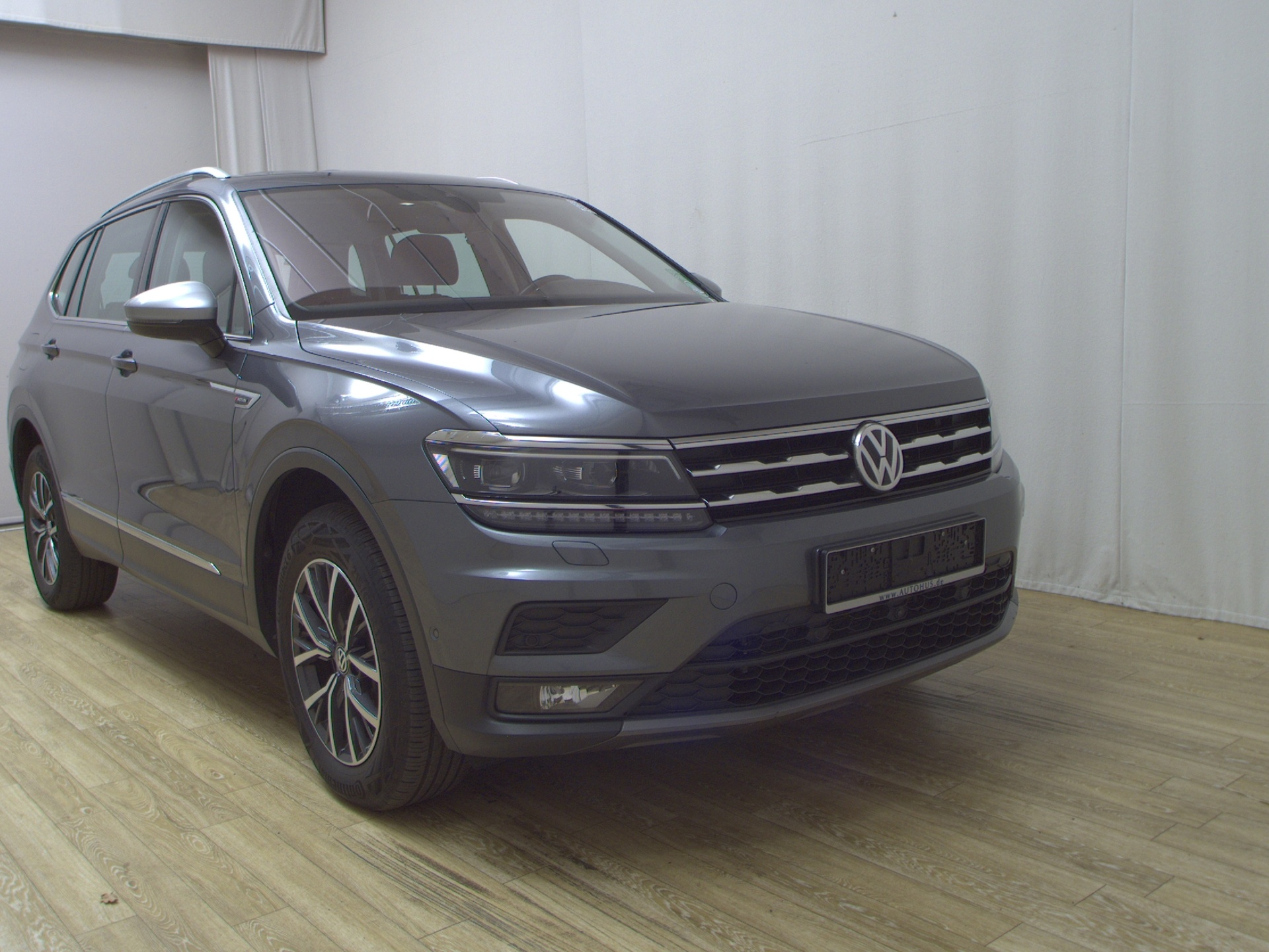 Volkswagen Tiguan Allspace 2.0 TDI 4M Comf. Navi AHK 360° 3