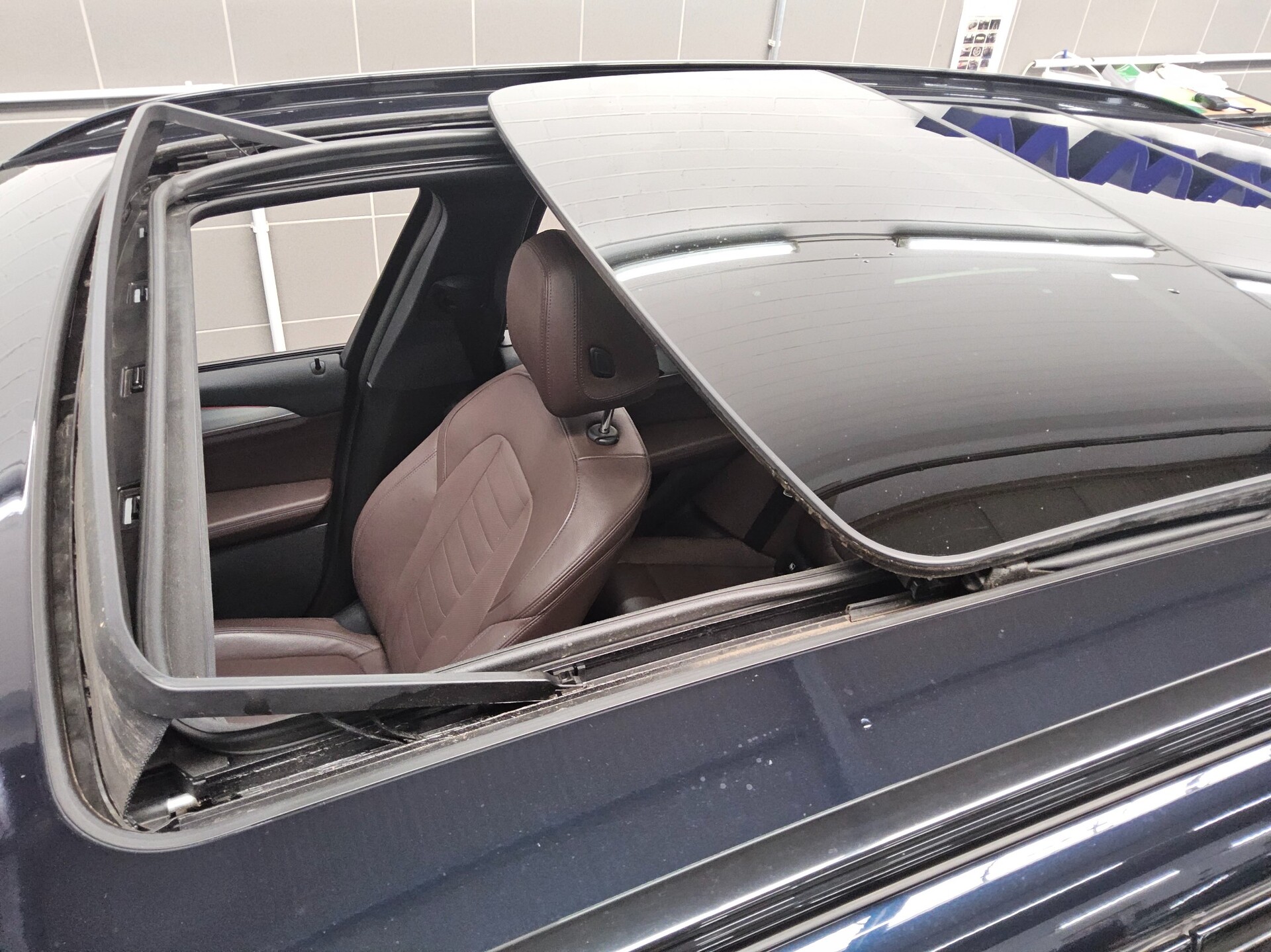 BMW X3 xDrive30d M-Sport Leder Navi LED Pano HuD AHK 13