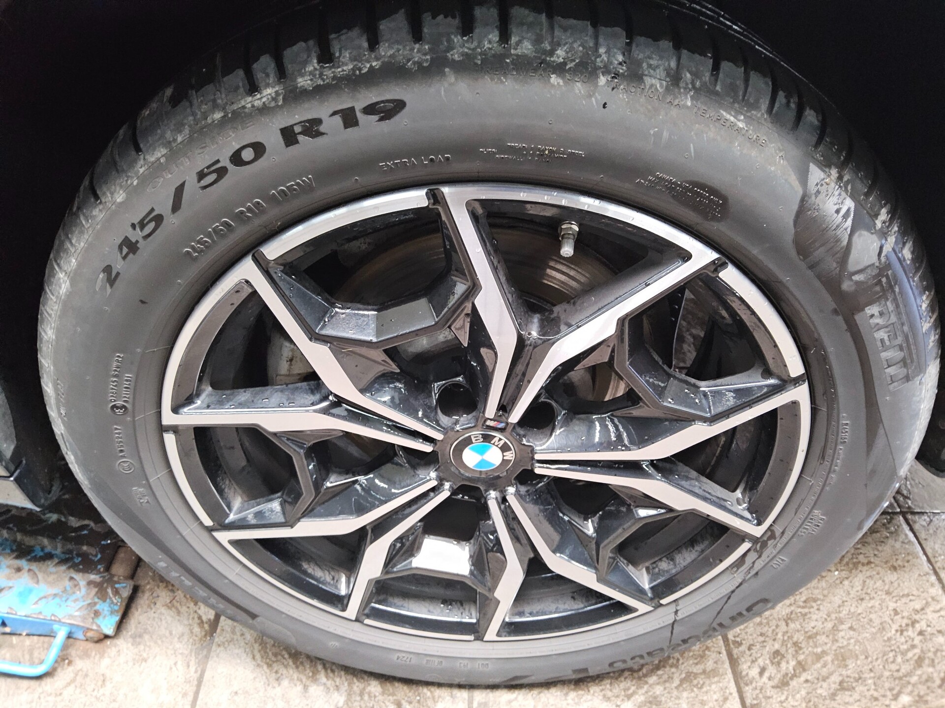 BMW X3 xDrive30d M-Sport Leder Navi LED Pano HuD AHK 11