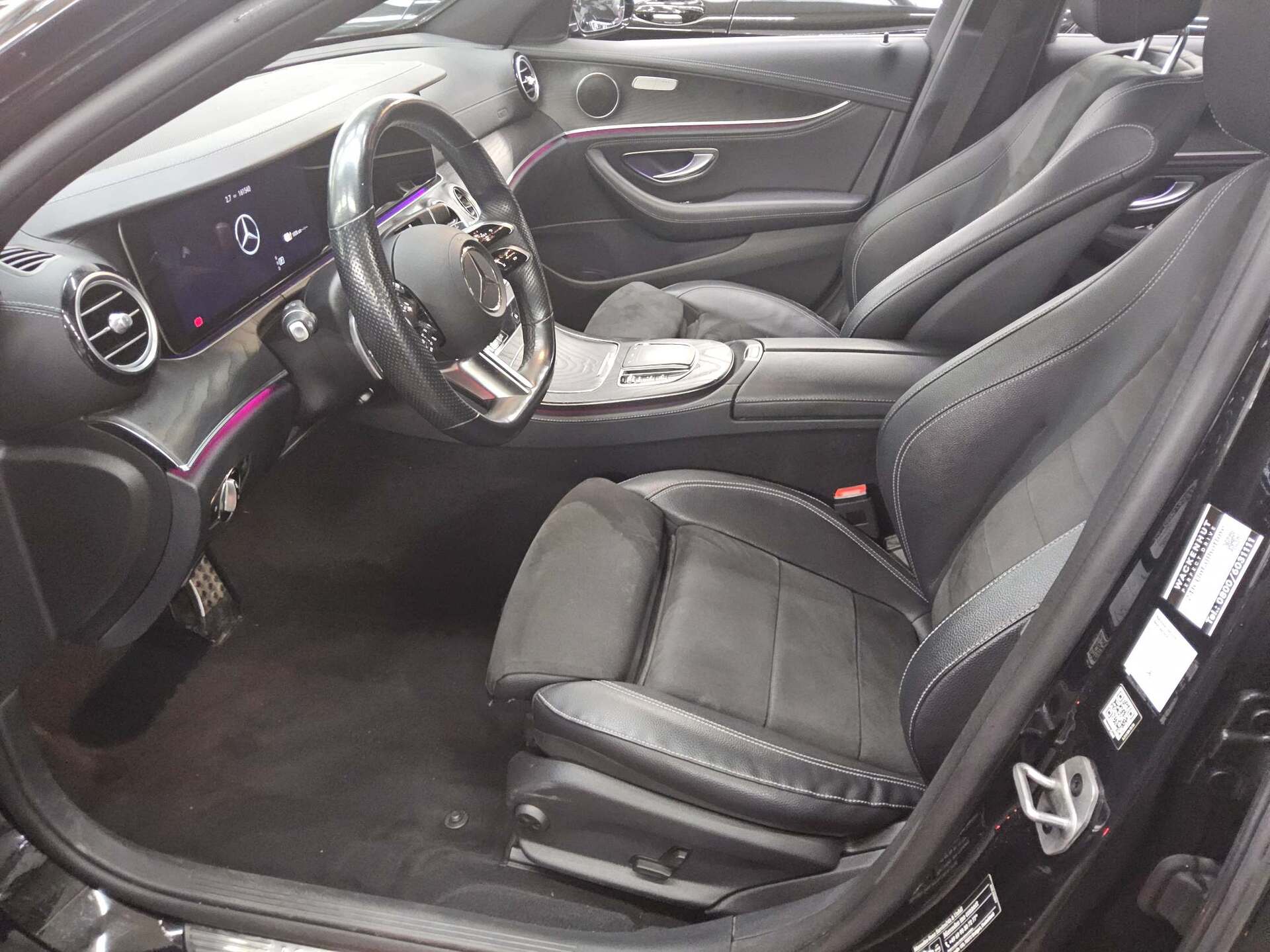 Mercedes-Benz E 300 T de AMG-Line Navi LED Widescreen AHK RfK 9