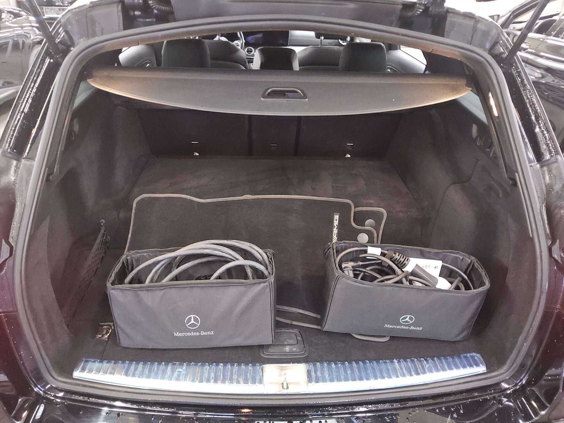 Mercedes-Benz E 300 T de AMG-Line Navi LED Widescreen AHK RfK 12