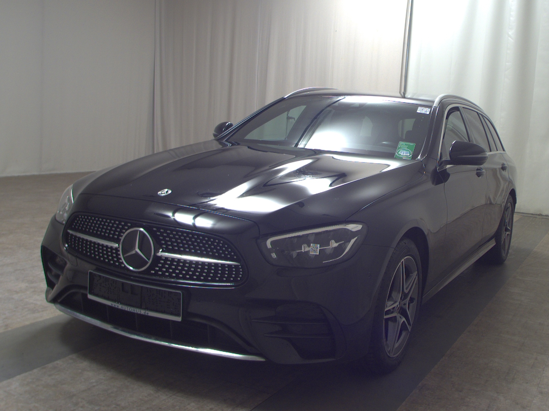 Mercedes-Benz E 300 T de AMG-Line Navi LED Widescreen AHK RfK 2