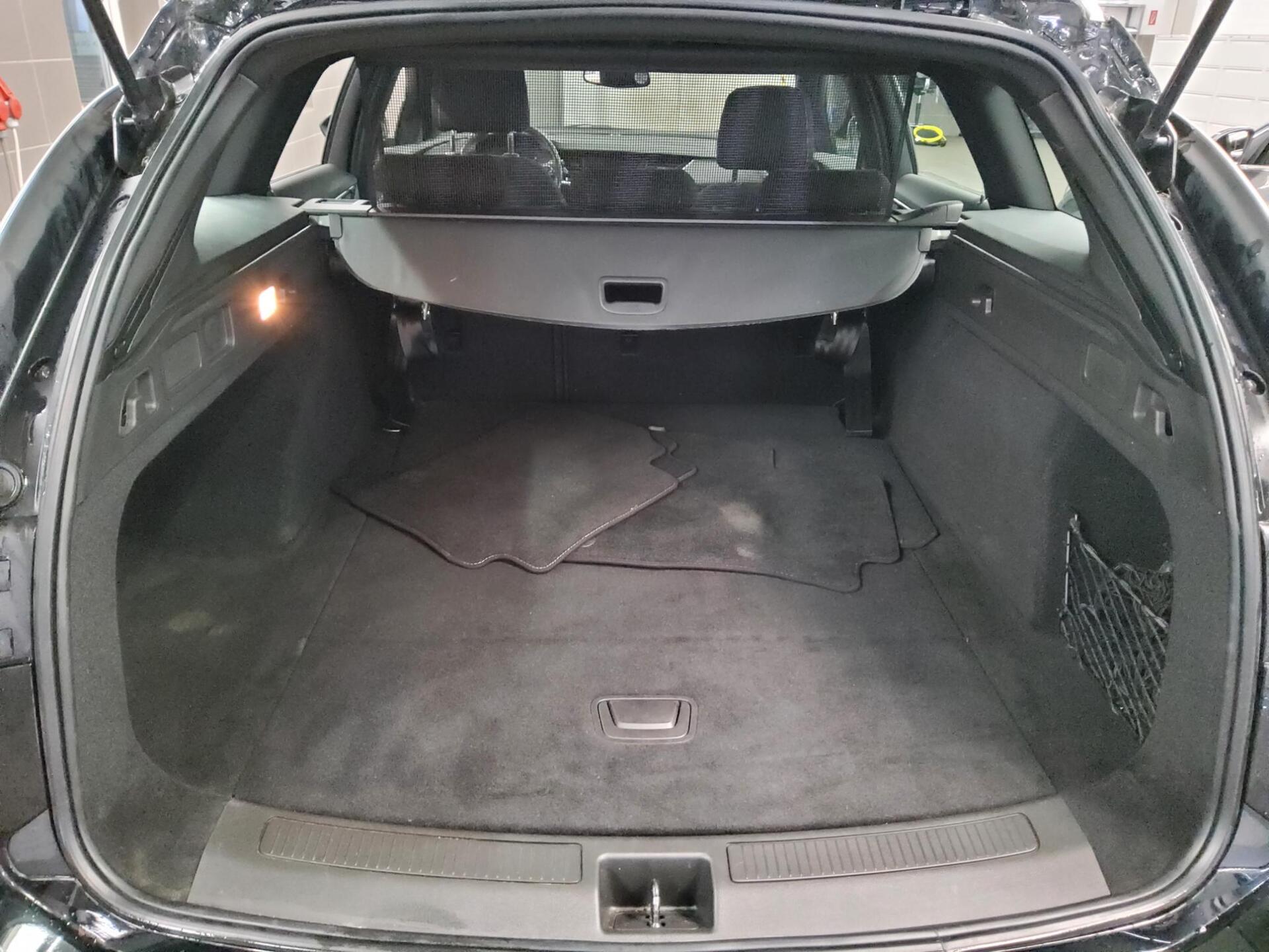 Opel Insignia ST 2.0 D Elegance Navi LED DAB RfK 11