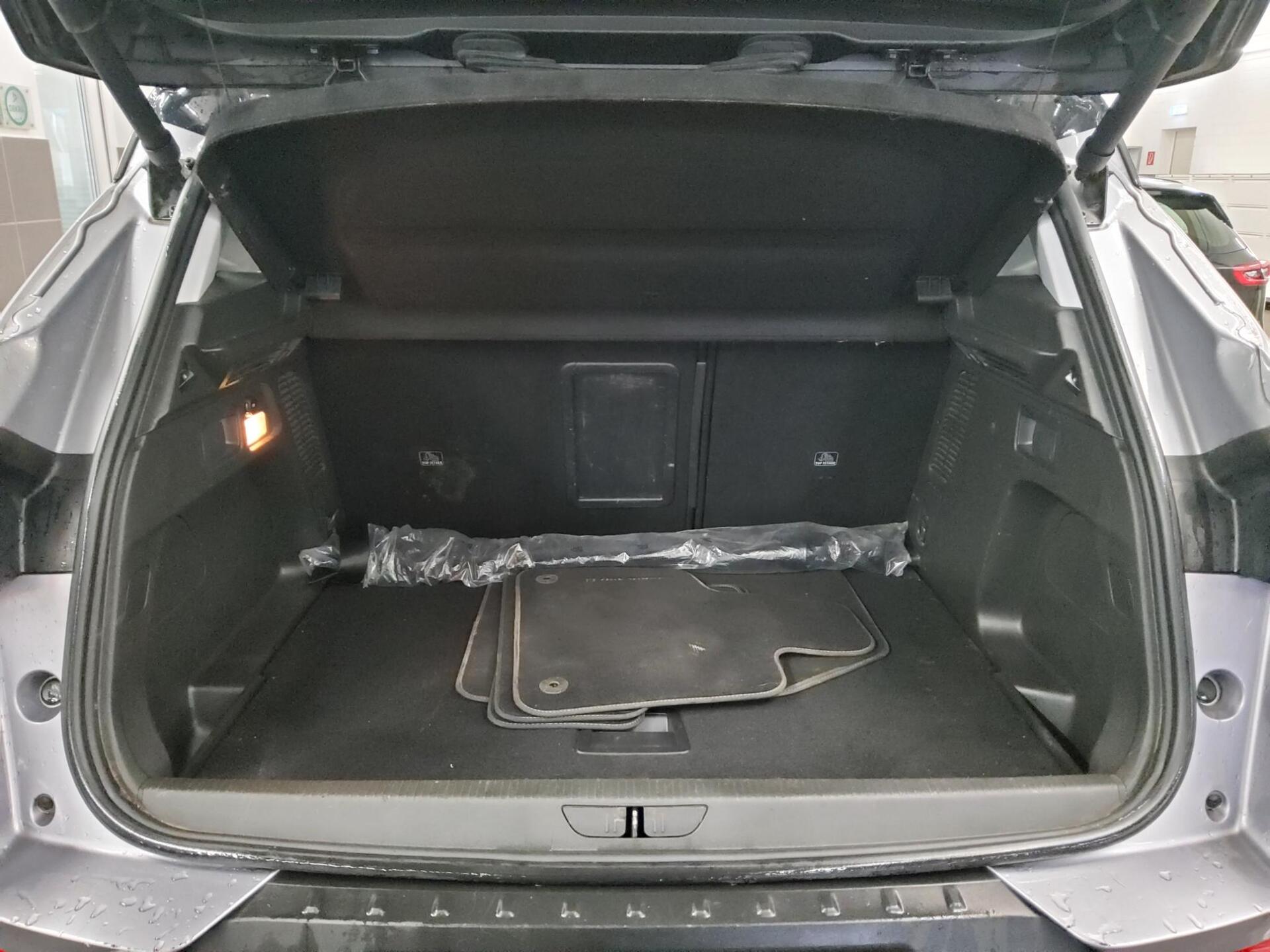 Opel Grandland X 2.0 D Ultimate Leder Navi LED RfK 11