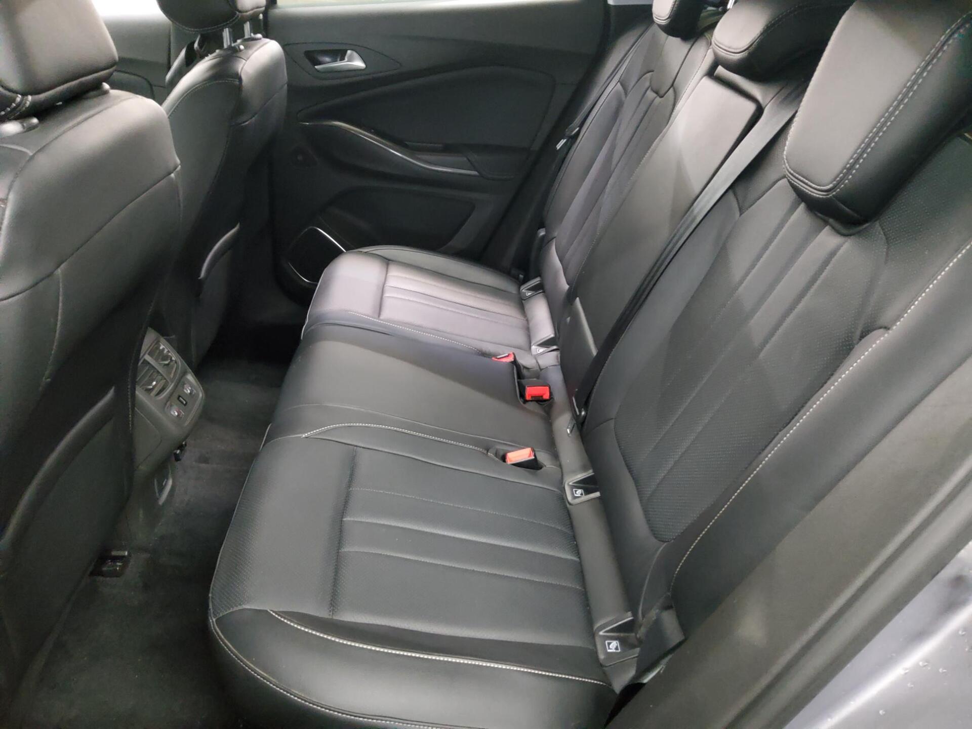 Opel Grandland X 2.0 D Ultimate Leder Navi LED RfK 13
