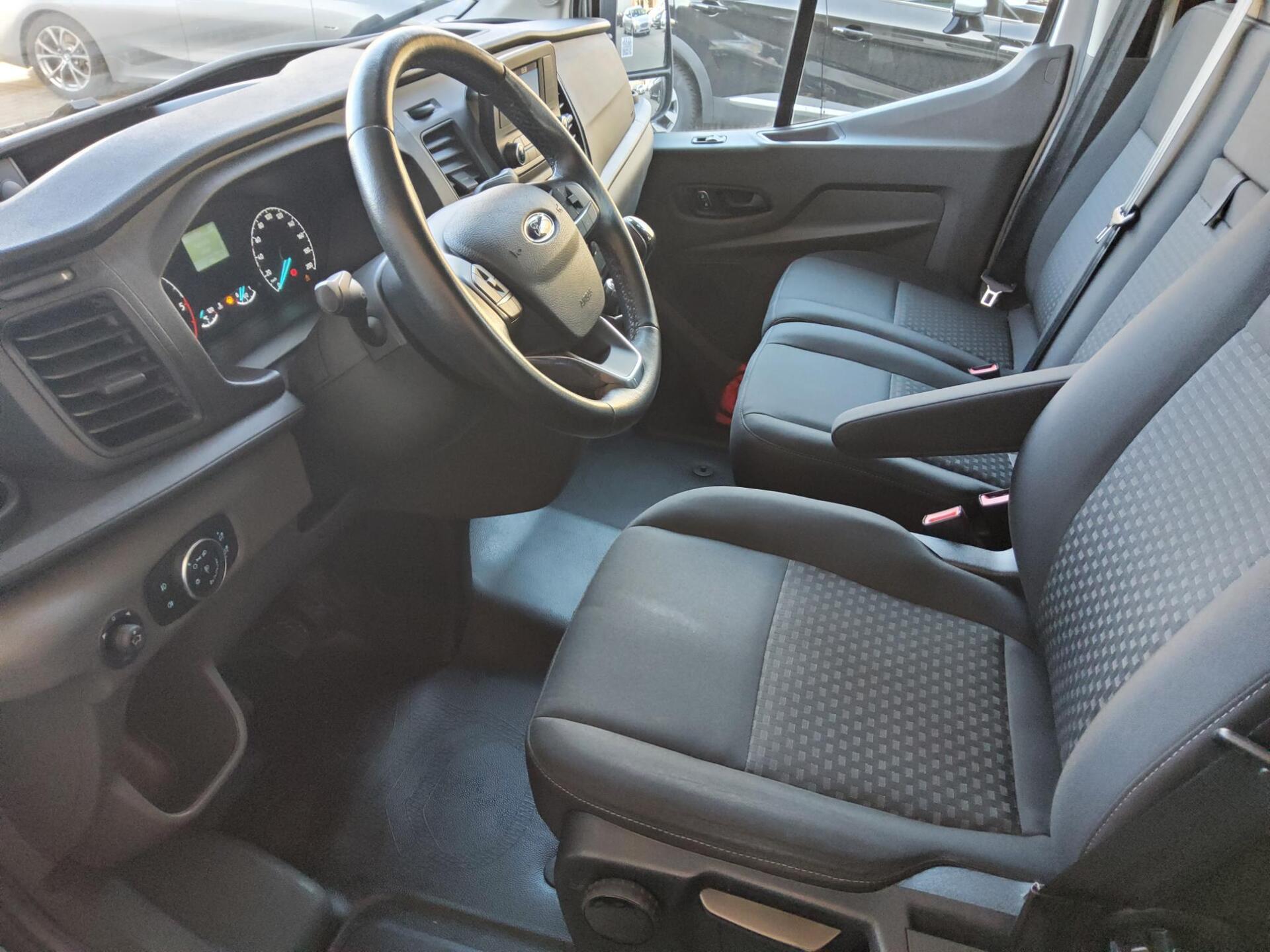 Ford Transit 2.0 TDCi FT 330 L2H2 9-Sitze RfK PDC 8